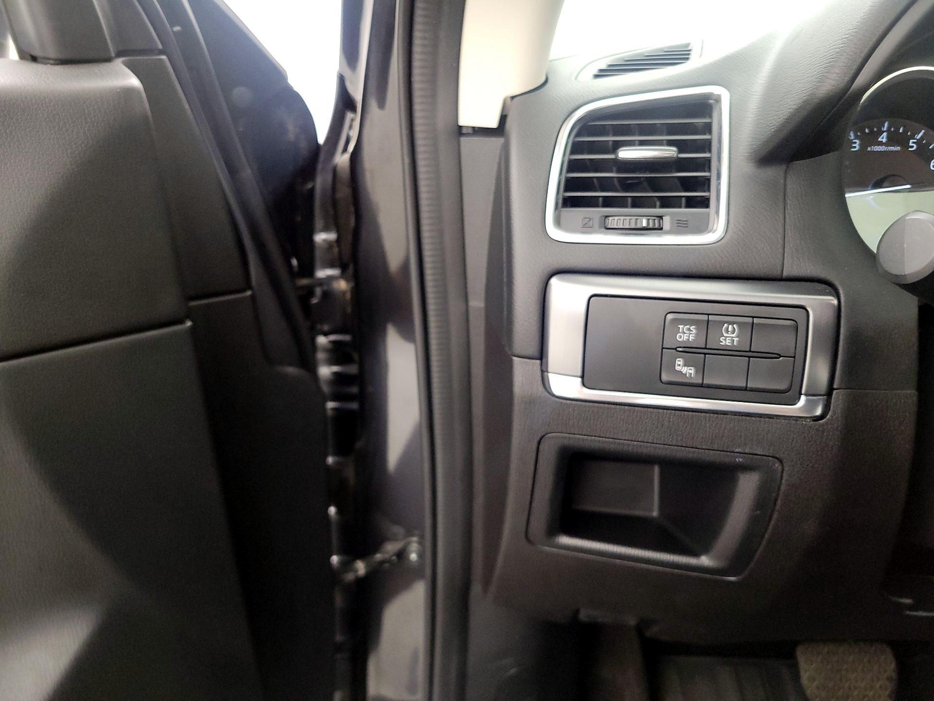 Thumbnail: 2016 Mazda CX-5 - 13