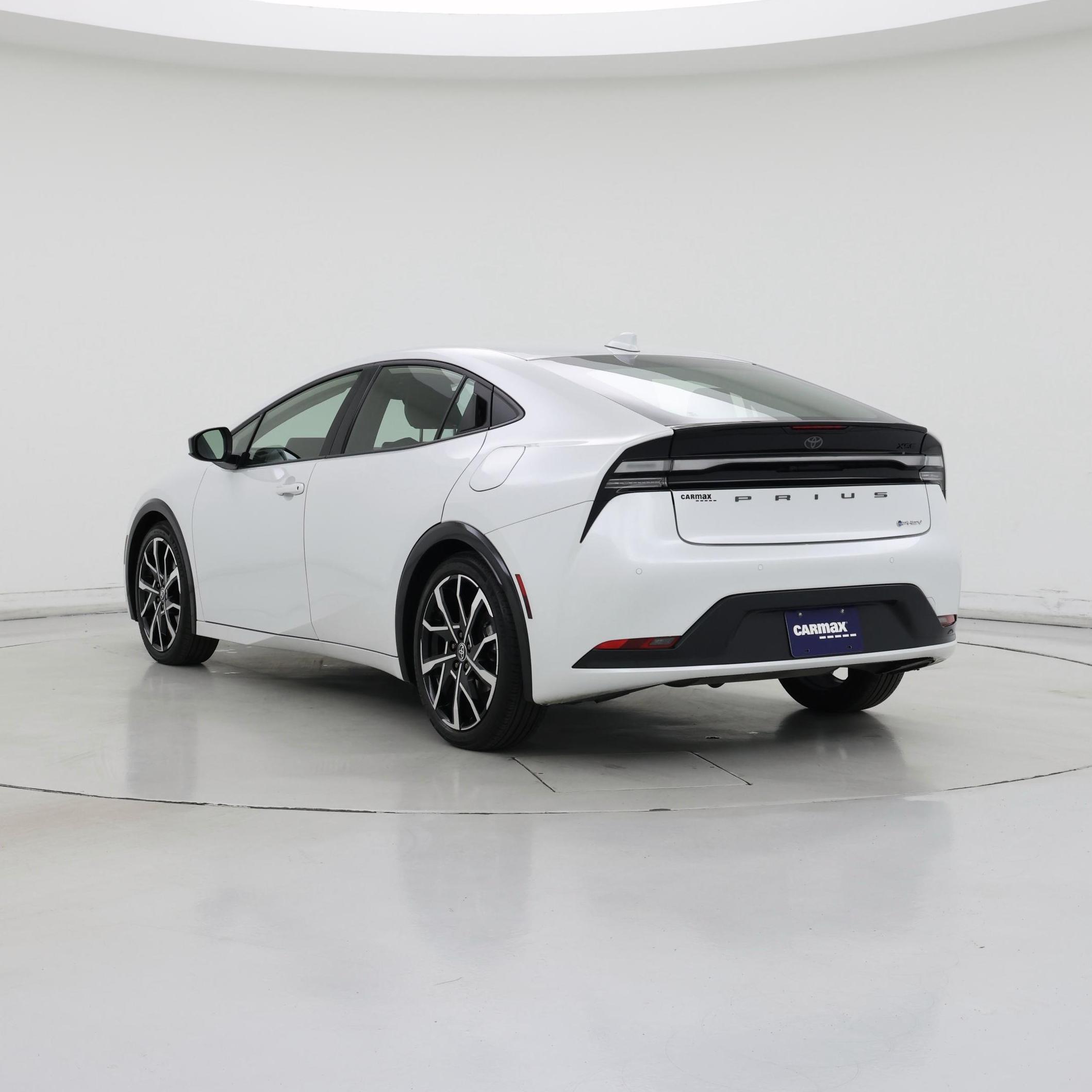 Thumbnail: 2025 Toyota Prius - 2