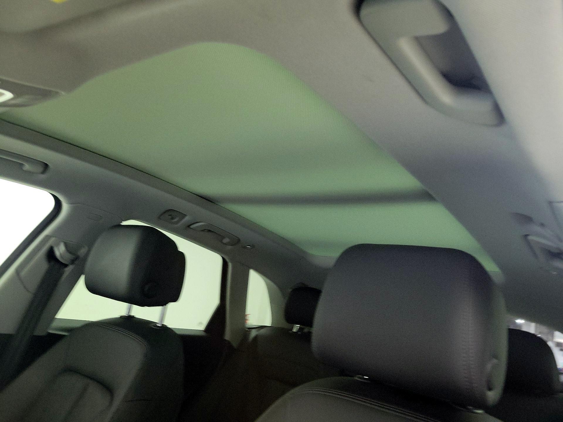 Thumbnail: 2019 Audi Q5 - 19