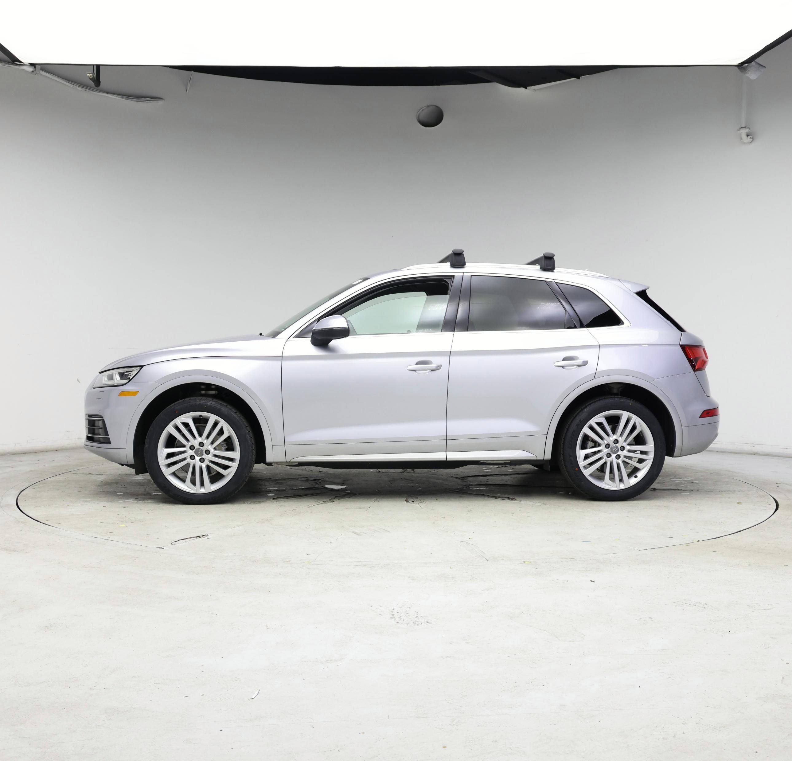 Thumbnail: 2019 Audi Q5 - 3