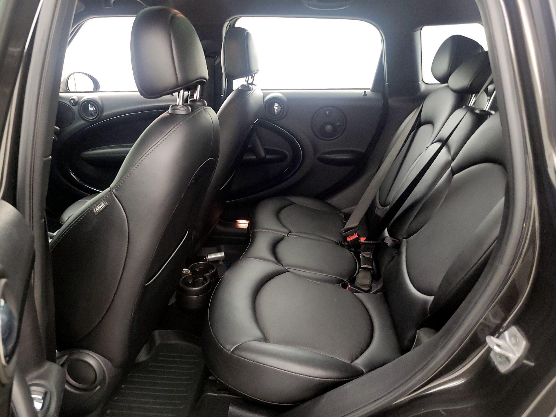 Thumbnail: 2016 MINI Cooper Countryman - 19