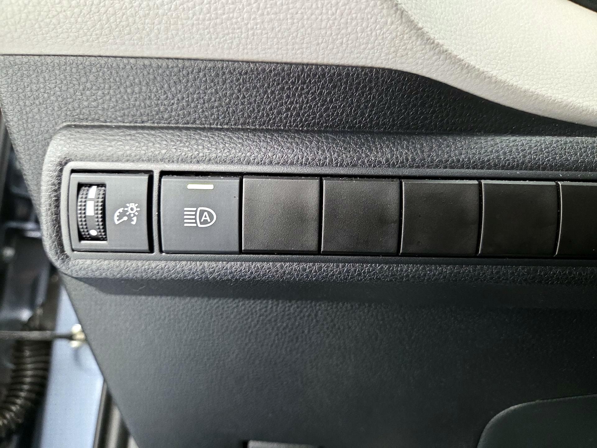 Thumbnail: 2022 Toyota Corolla - 13