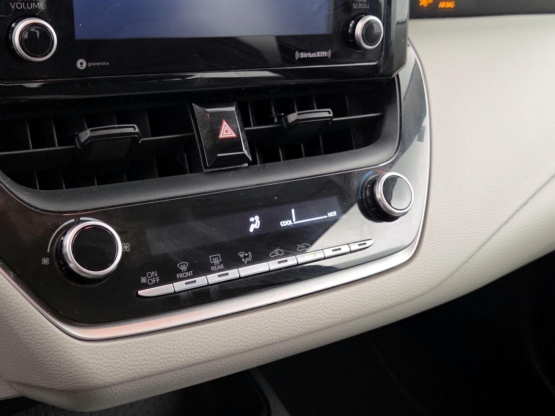 Thumbnail: 2022 Toyota Corolla - 16