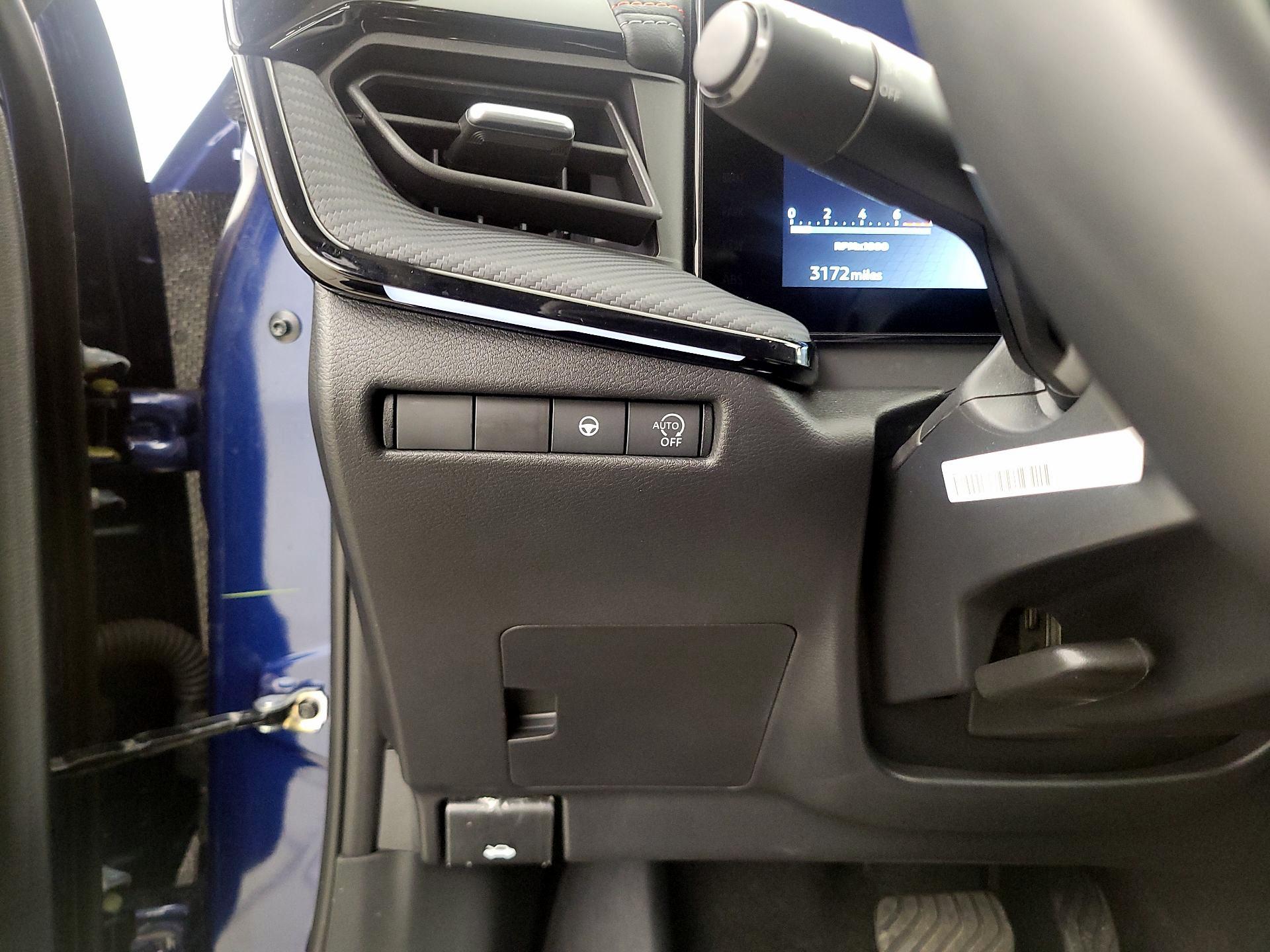 Thumbnail: 2025 Nissan Kicks - 13