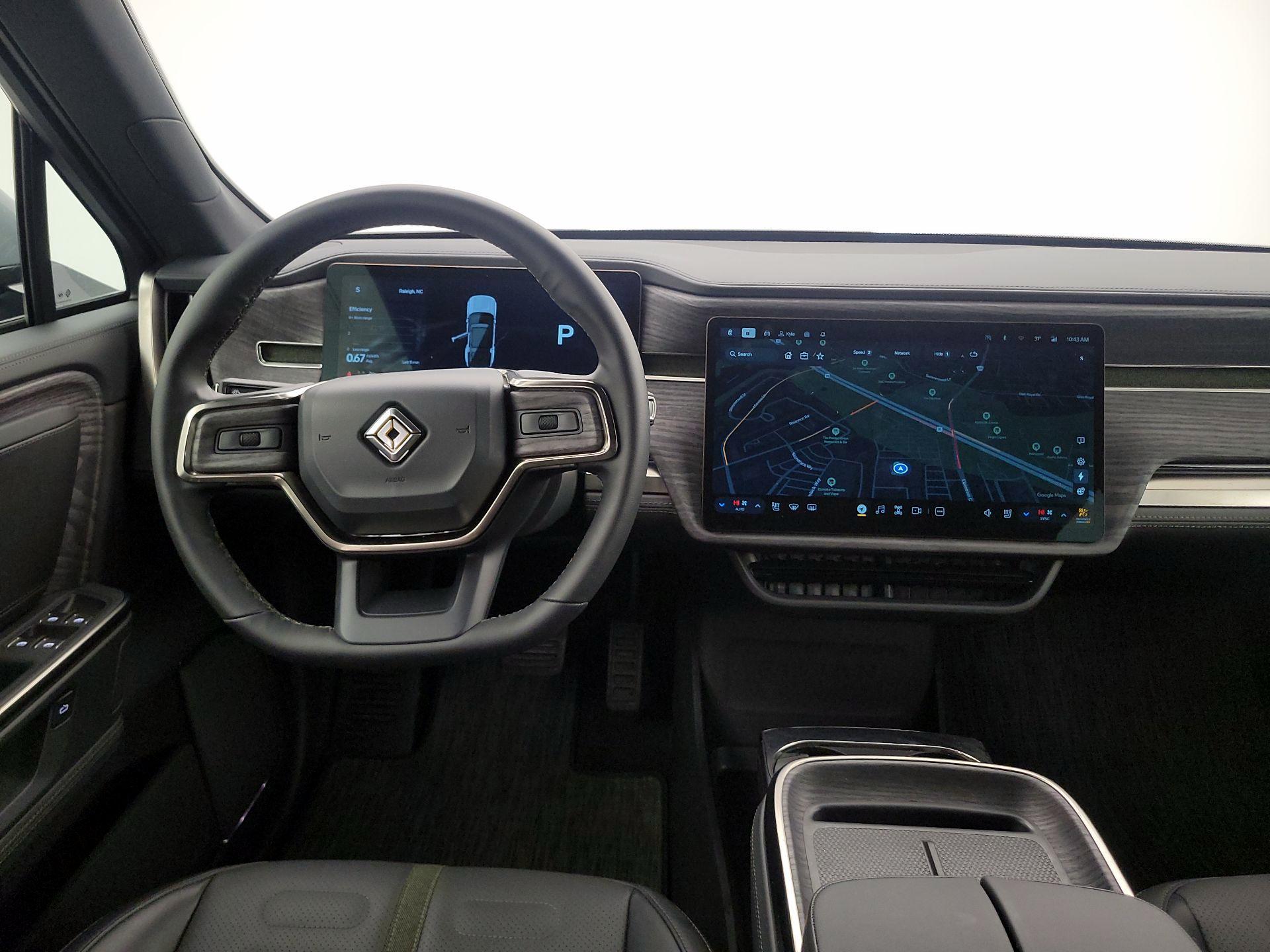 Thumbnail: 2026 Rivian R1S - 10