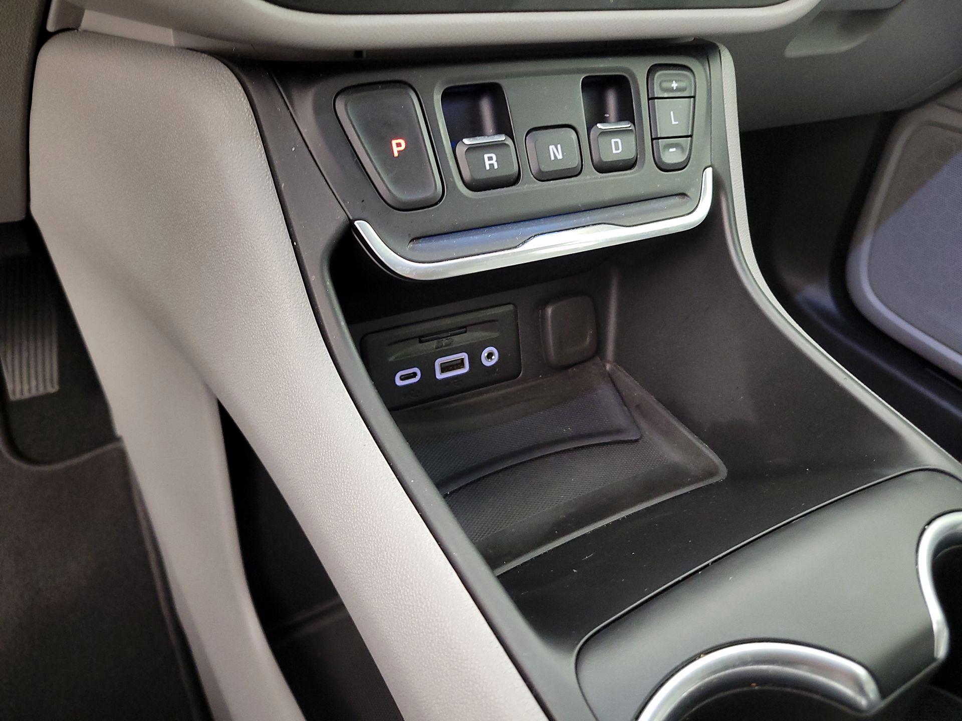 Thumbnail: 2020 GMC Terrain - 18