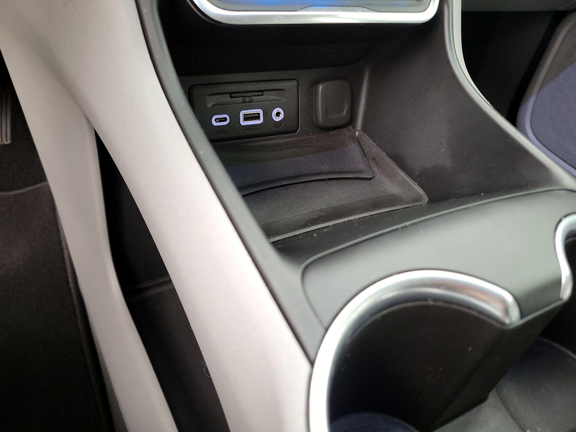 Thumbnail: 2020 GMC Terrain - 19