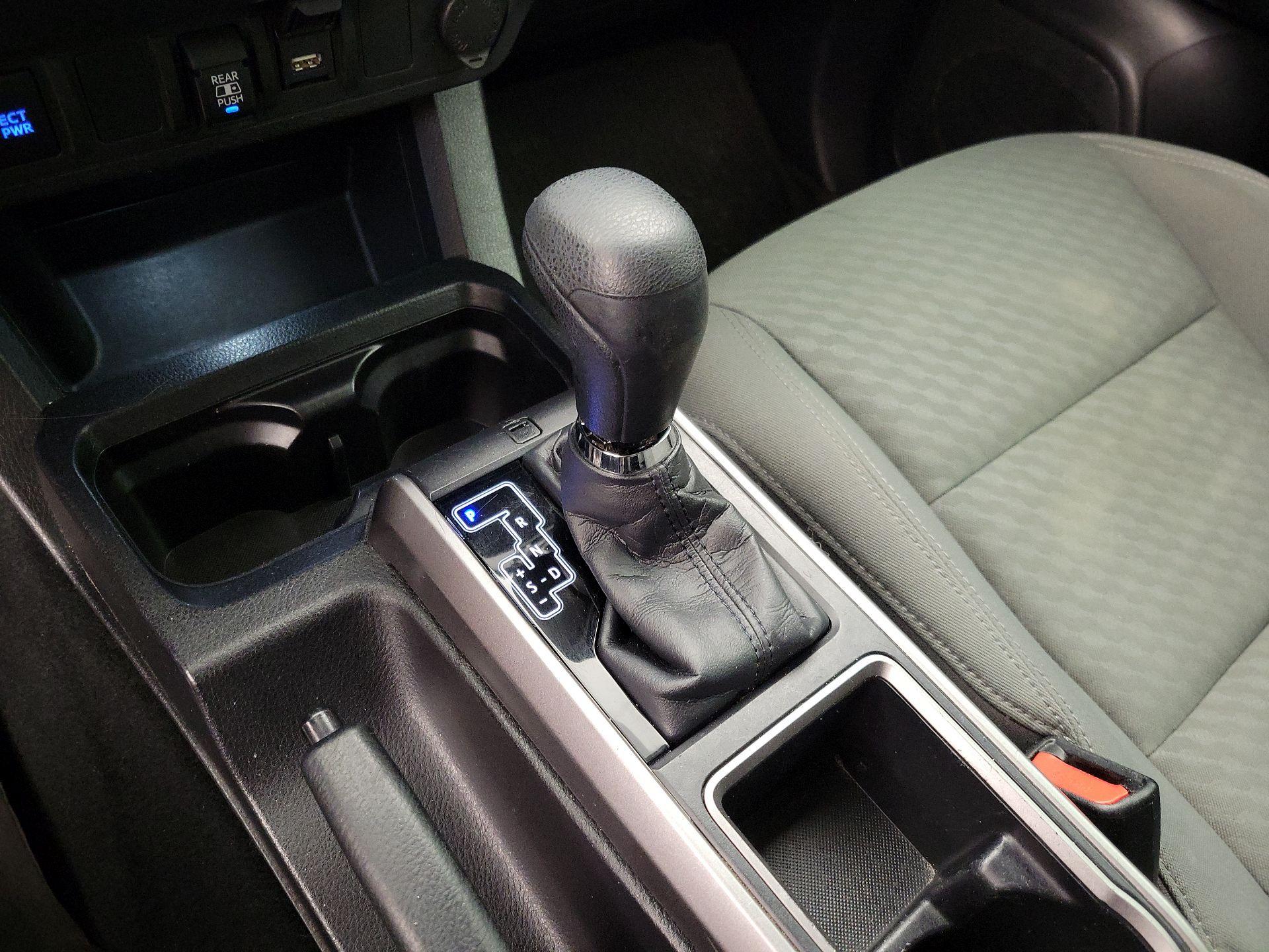 Thumbnail: 2021 Toyota Tacoma - 17