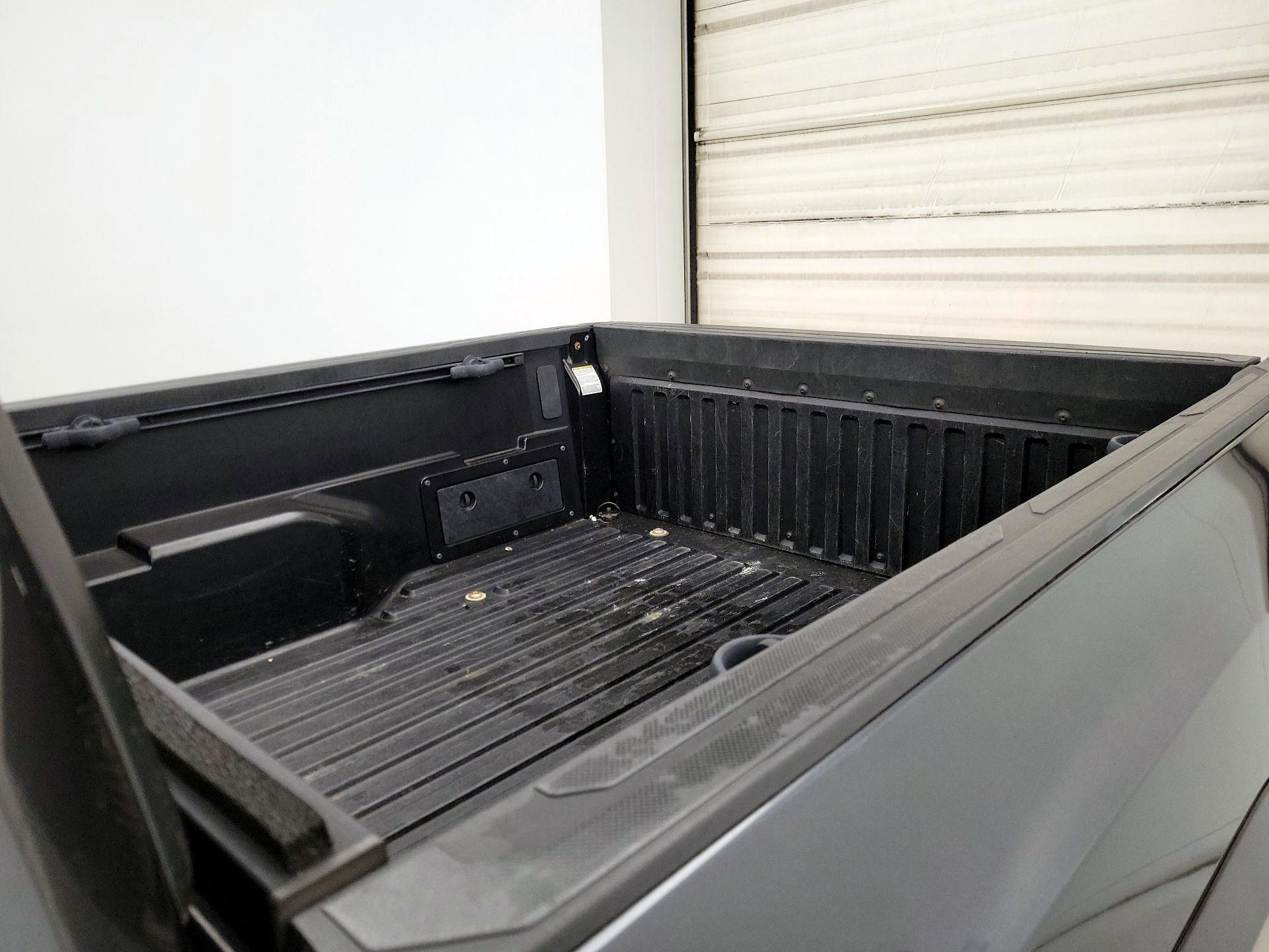 Thumbnail: 2021 Toyota Tacoma - 20