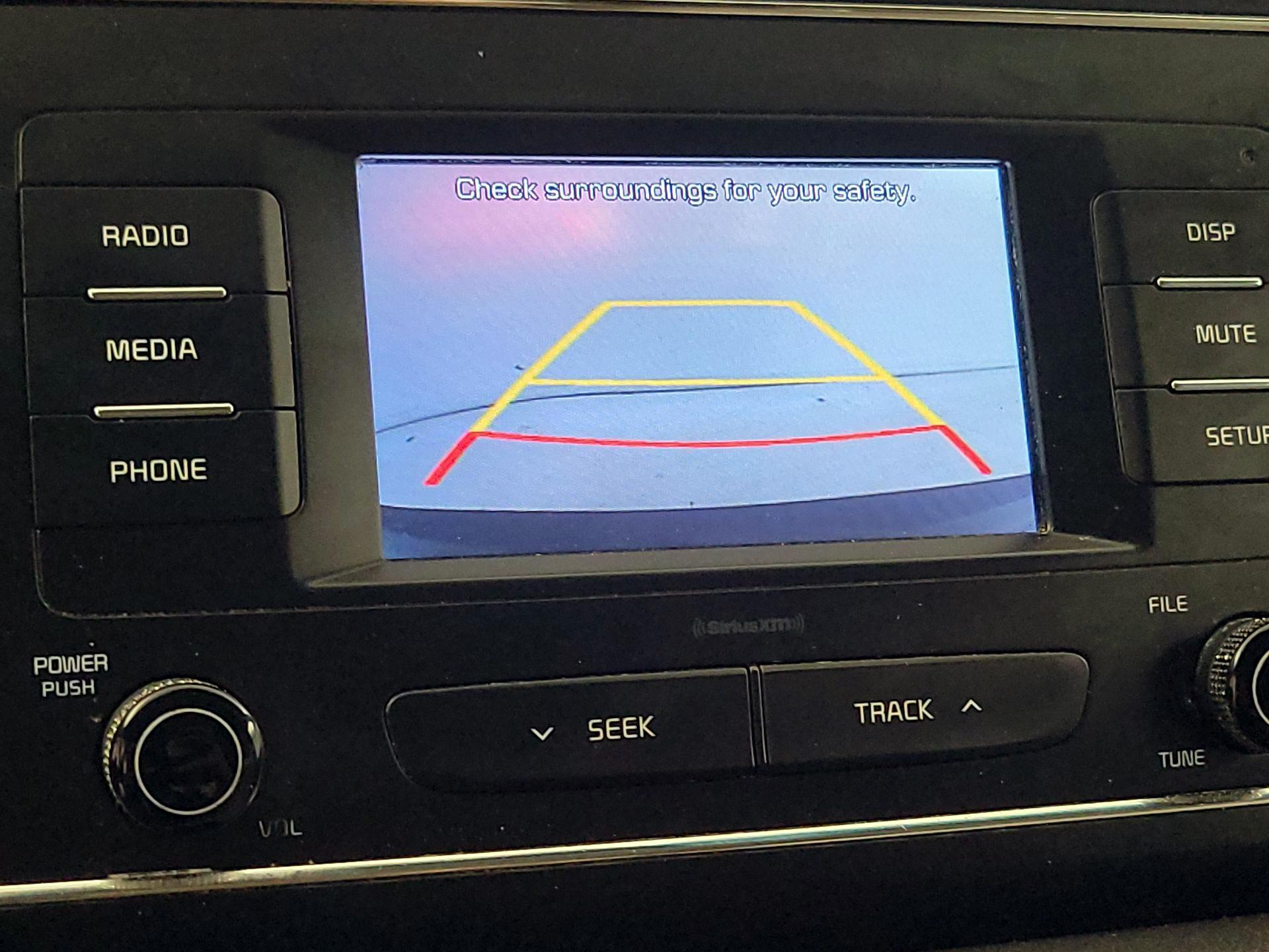 Thumbnail: 2018 Kia Sedona - 14