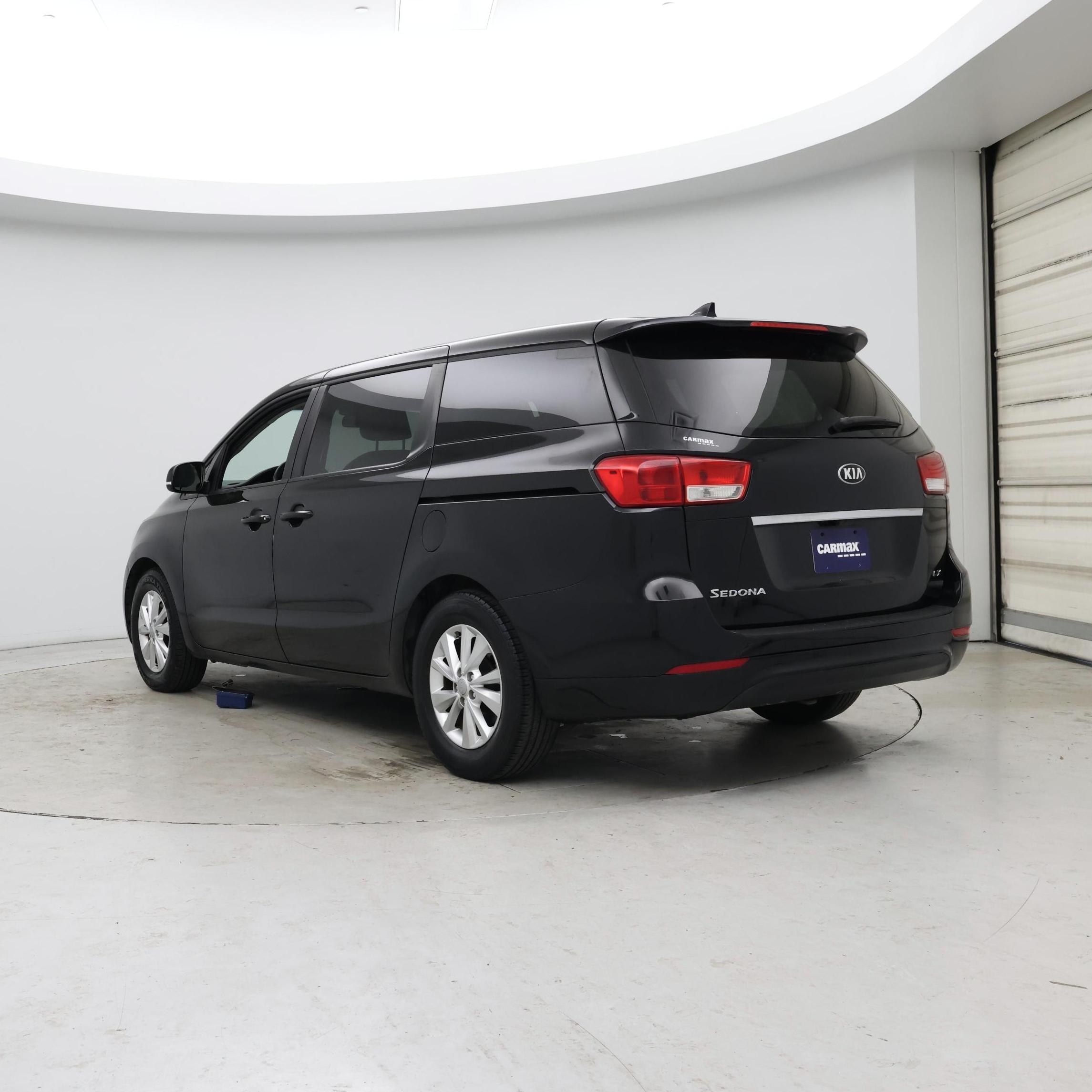 Thumbnail: 2018 Kia Sedona - 2