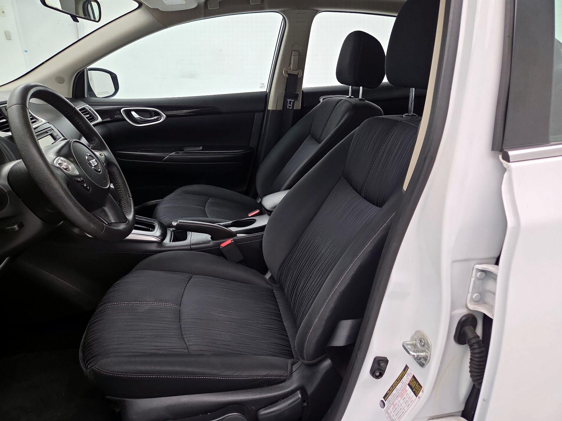 Thumbnail: 2018 Nissan Sentra - 11