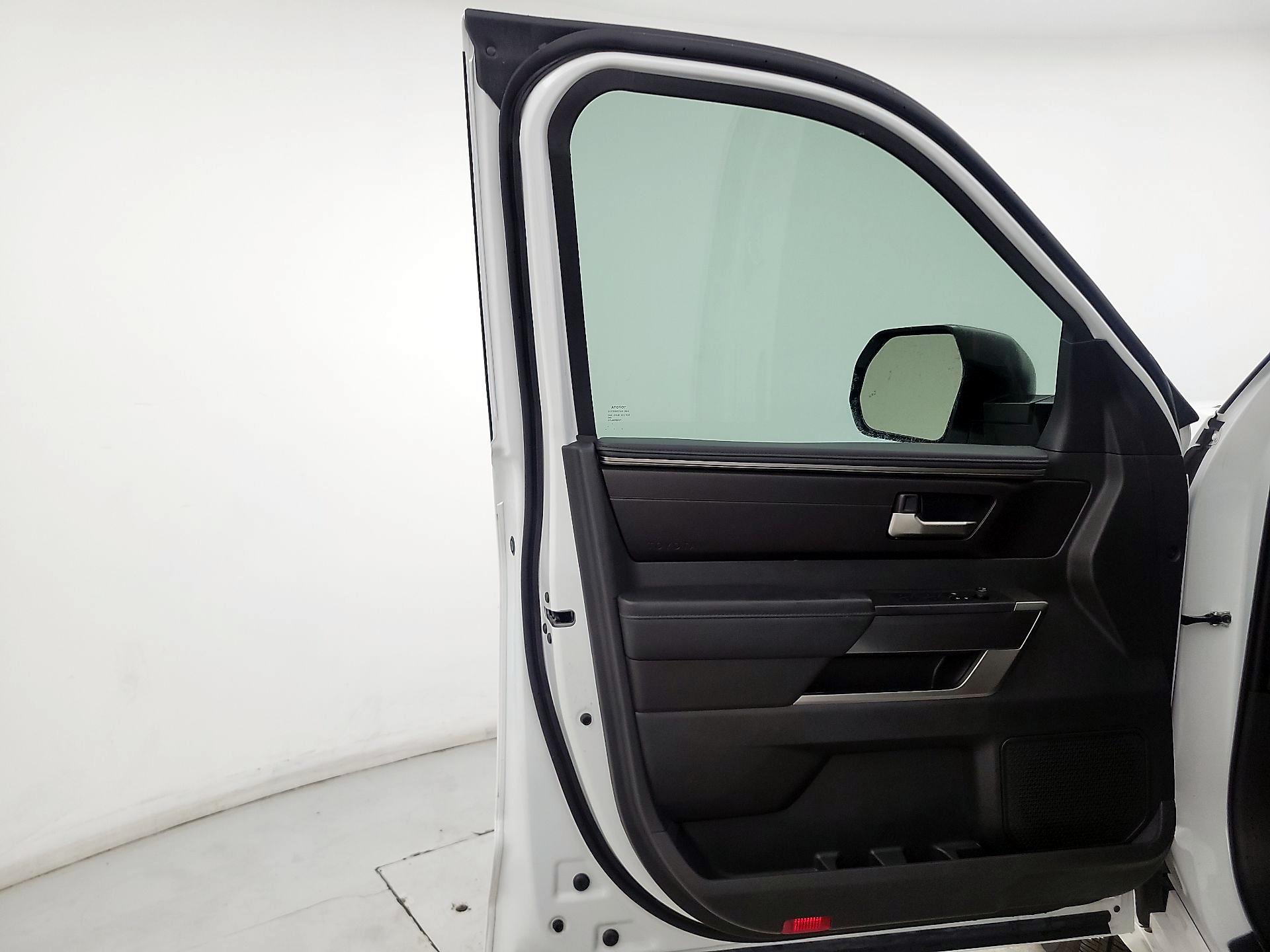 Thumbnail: 2024 Toyota Tundra - 12