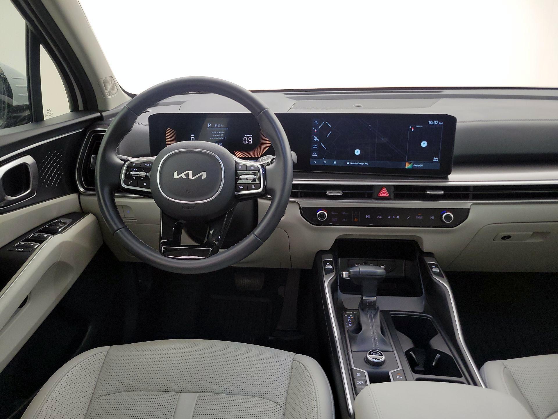 Thumbnail: 2025 Kia Sorento - 10