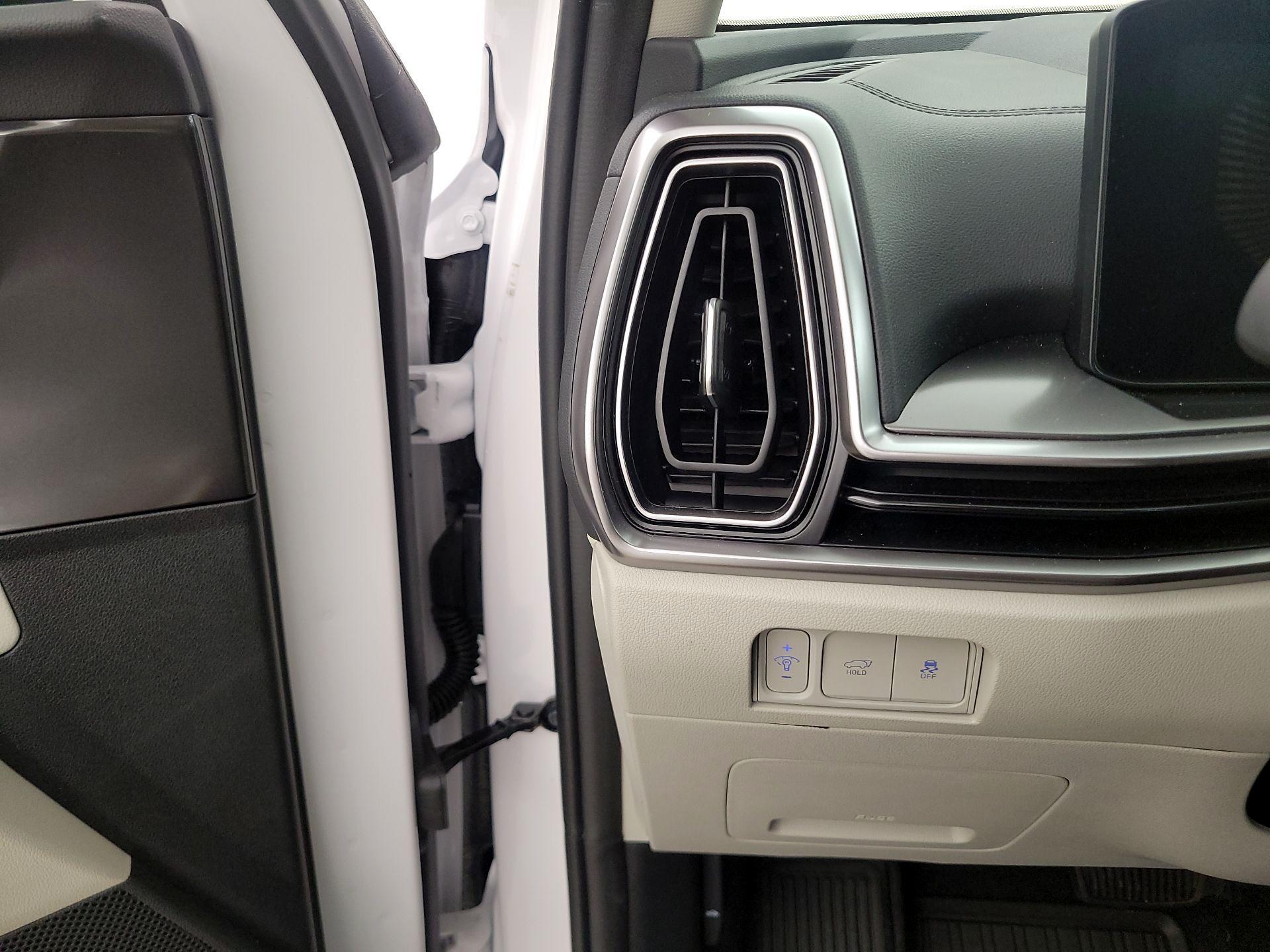 Thumbnail: 2025 Kia Sorento - 13