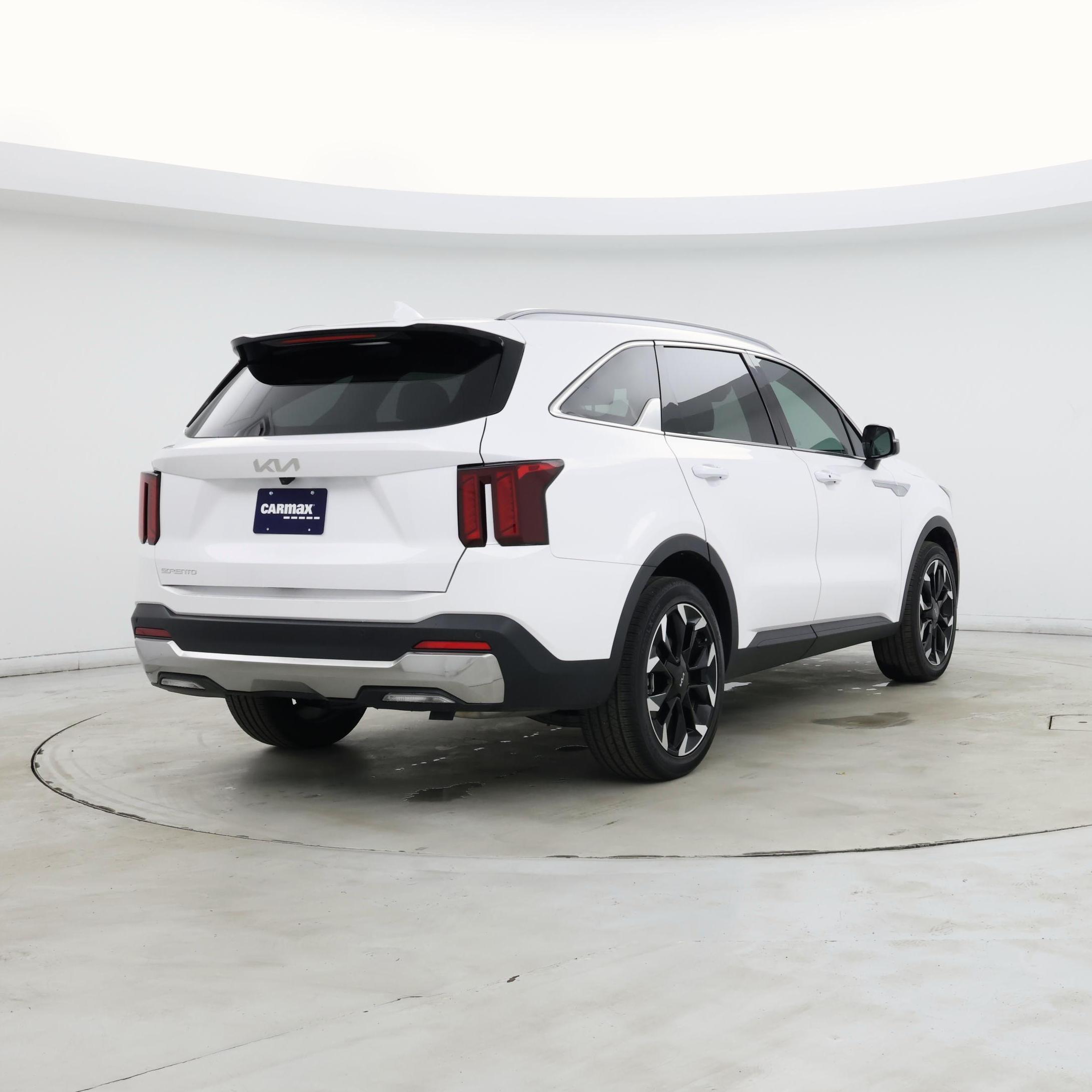 Thumbnail: 2025 Kia Sorento - 8