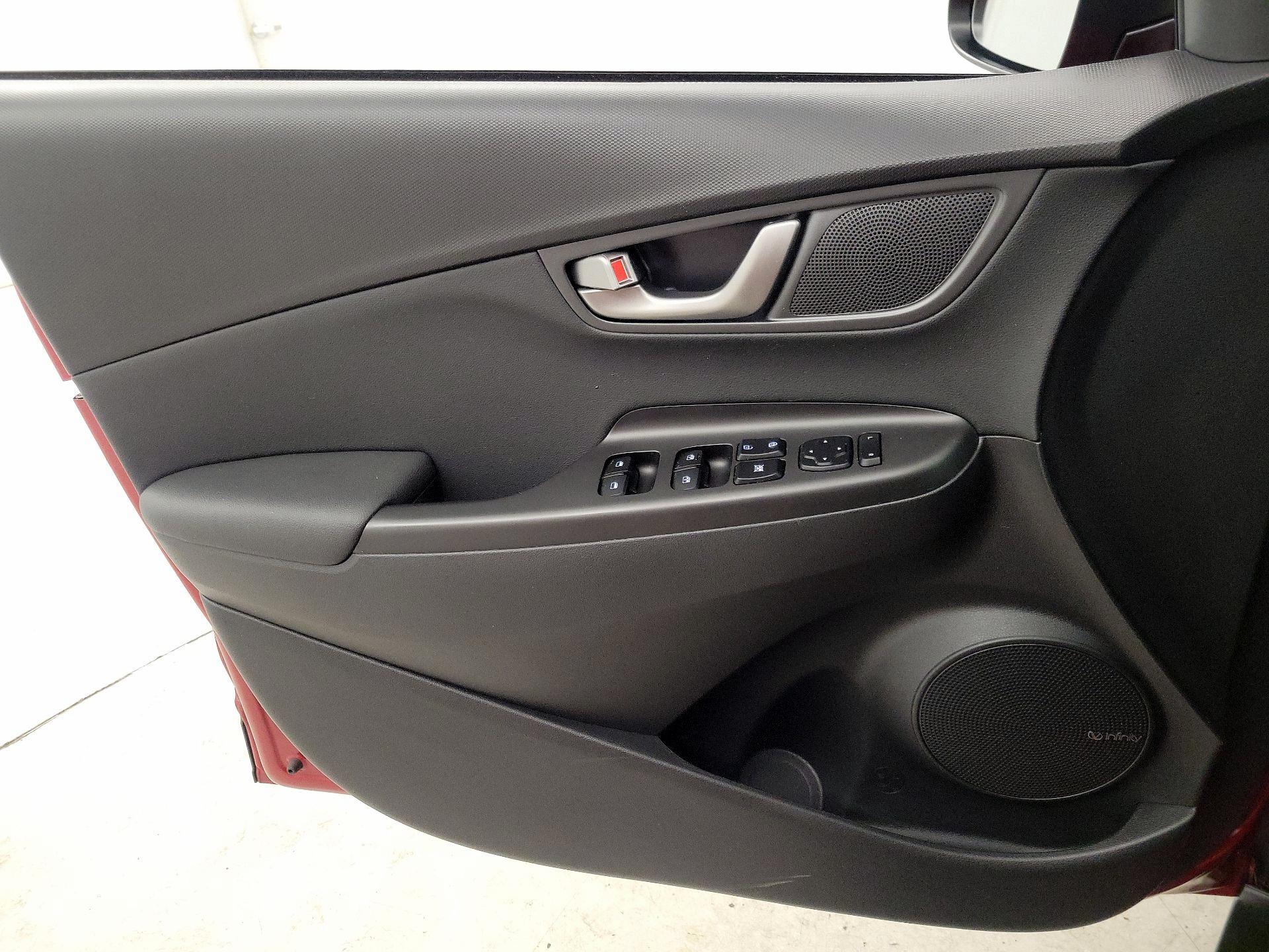 Thumbnail: 2020 Hyundai Kona - 12