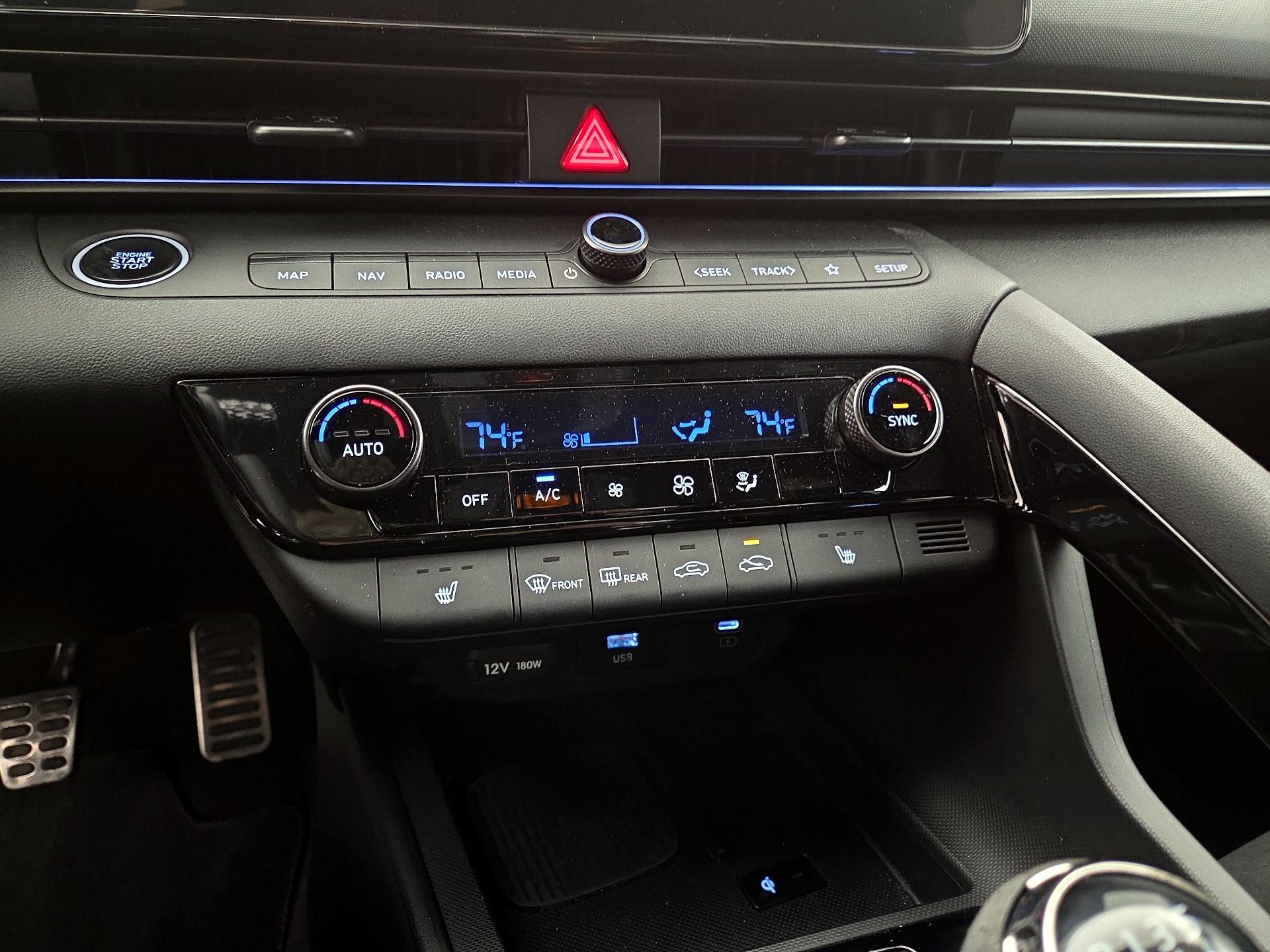 Thumbnail: 2025 Hyundai Elantra - 17