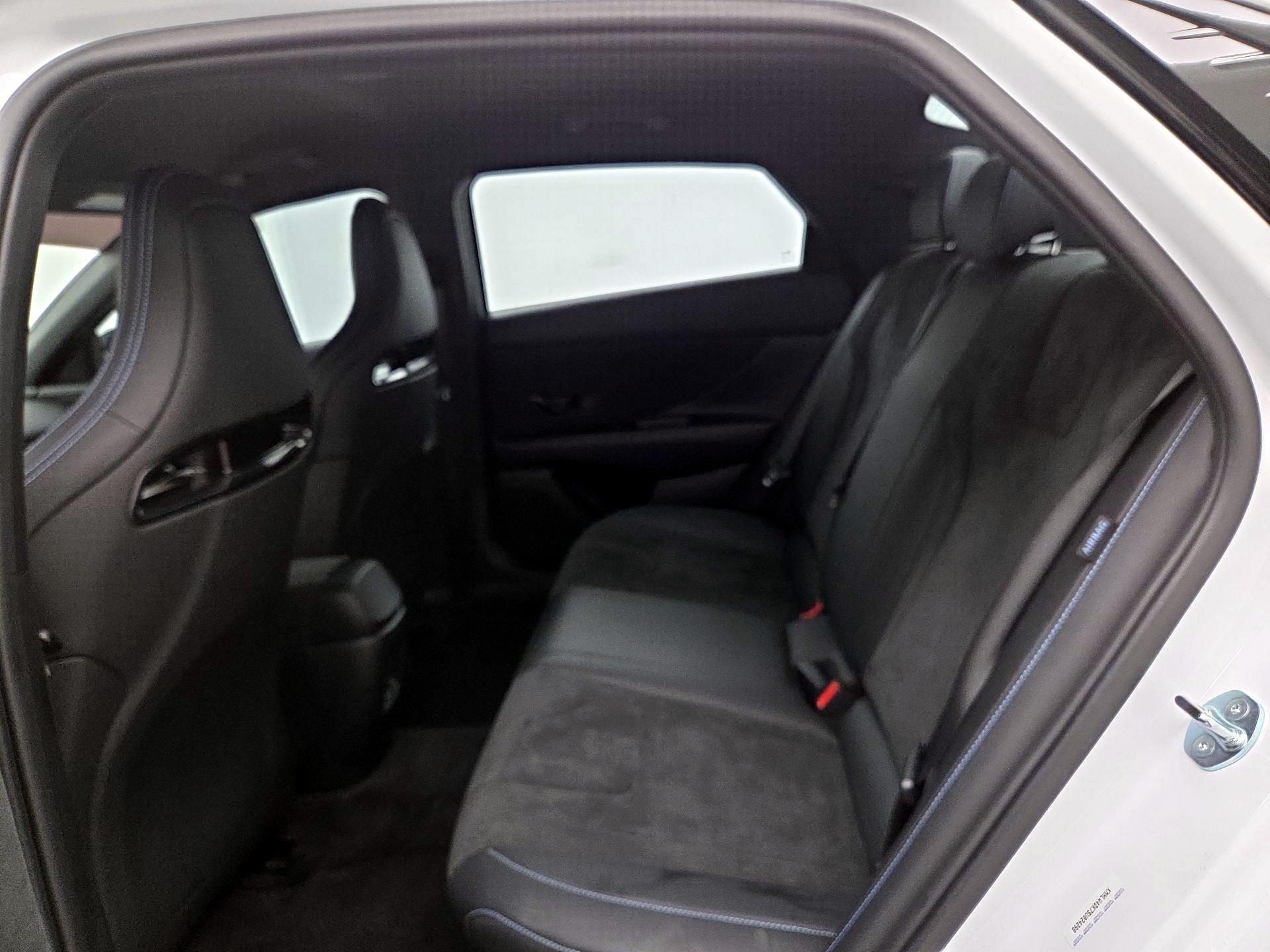 Thumbnail: 2025 Hyundai Elantra - 20