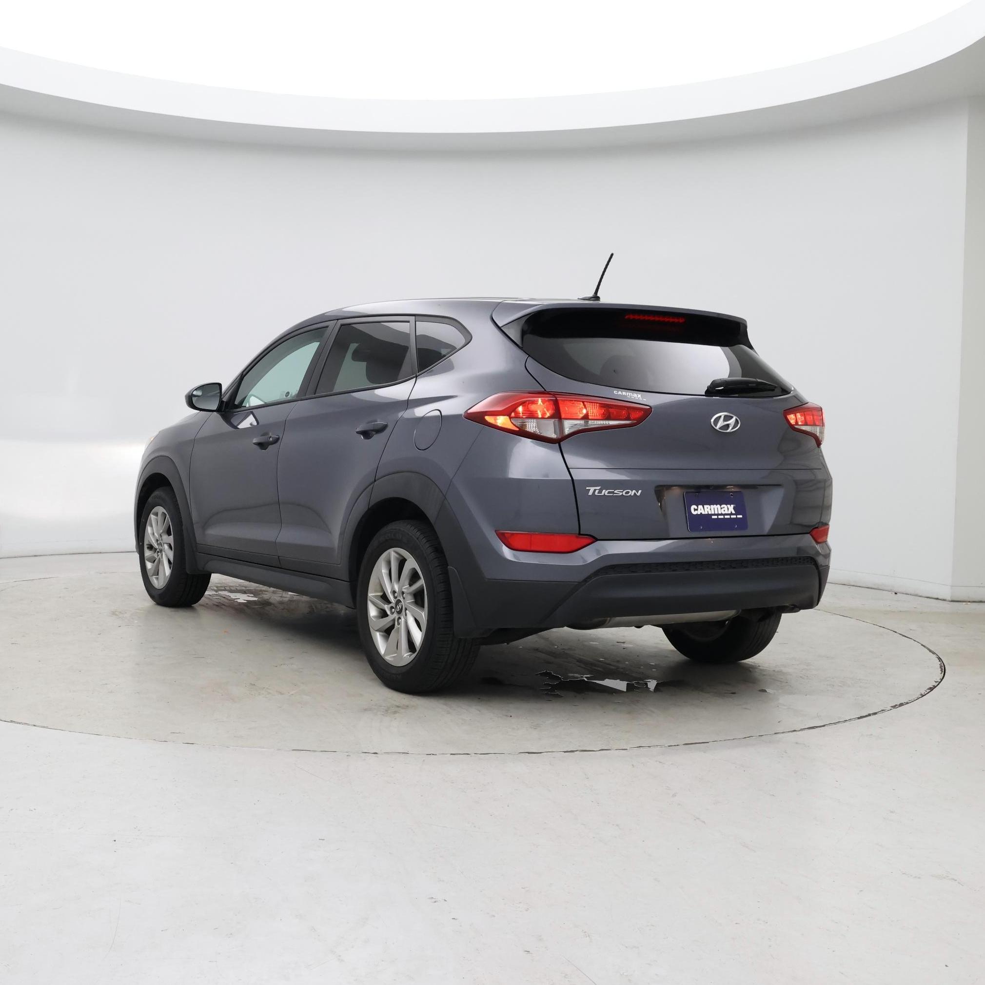 Thumbnail: 2016 Hyundai Tucson - 2
