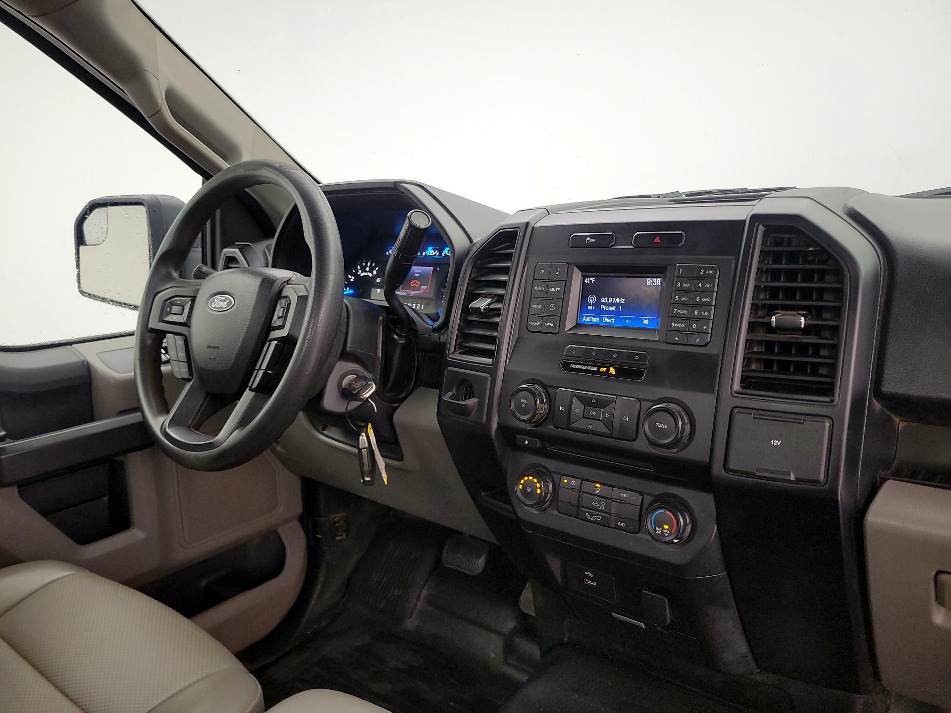 Thumbnail: 2017 Ford F-150 - 10