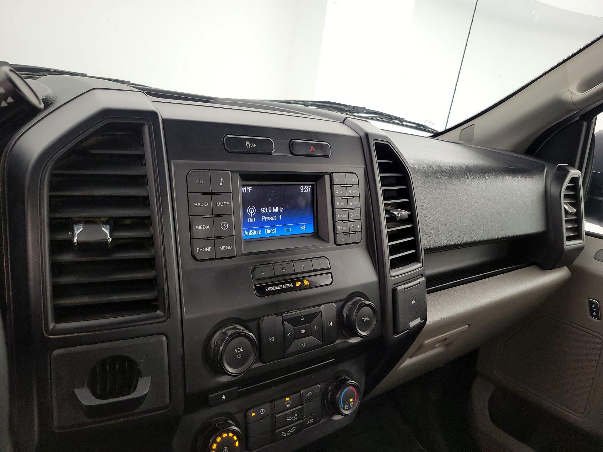 Thumbnail: 2017 Ford F-150 - 14