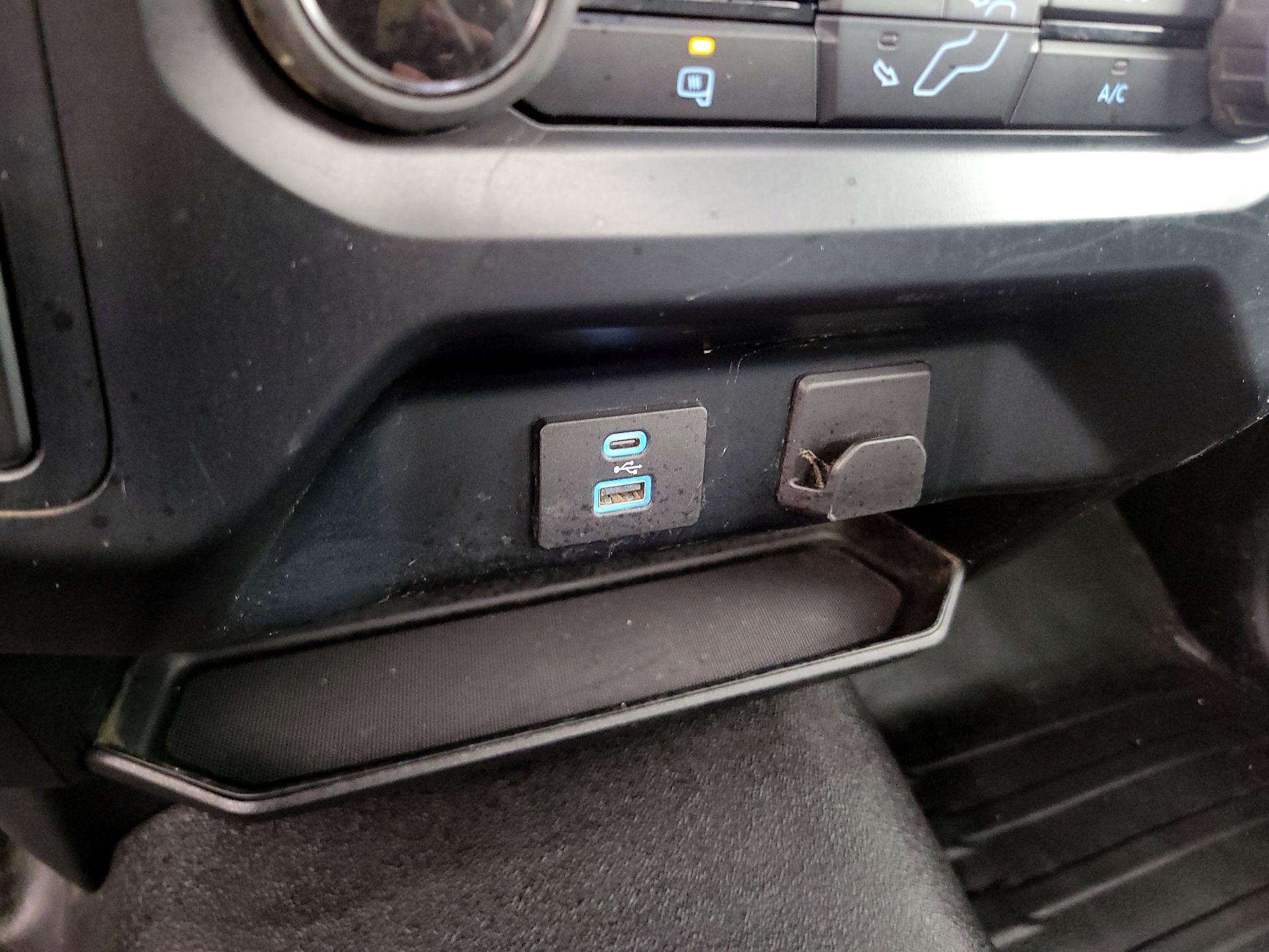 Thumbnail: 2023 Ford F-150 - 18