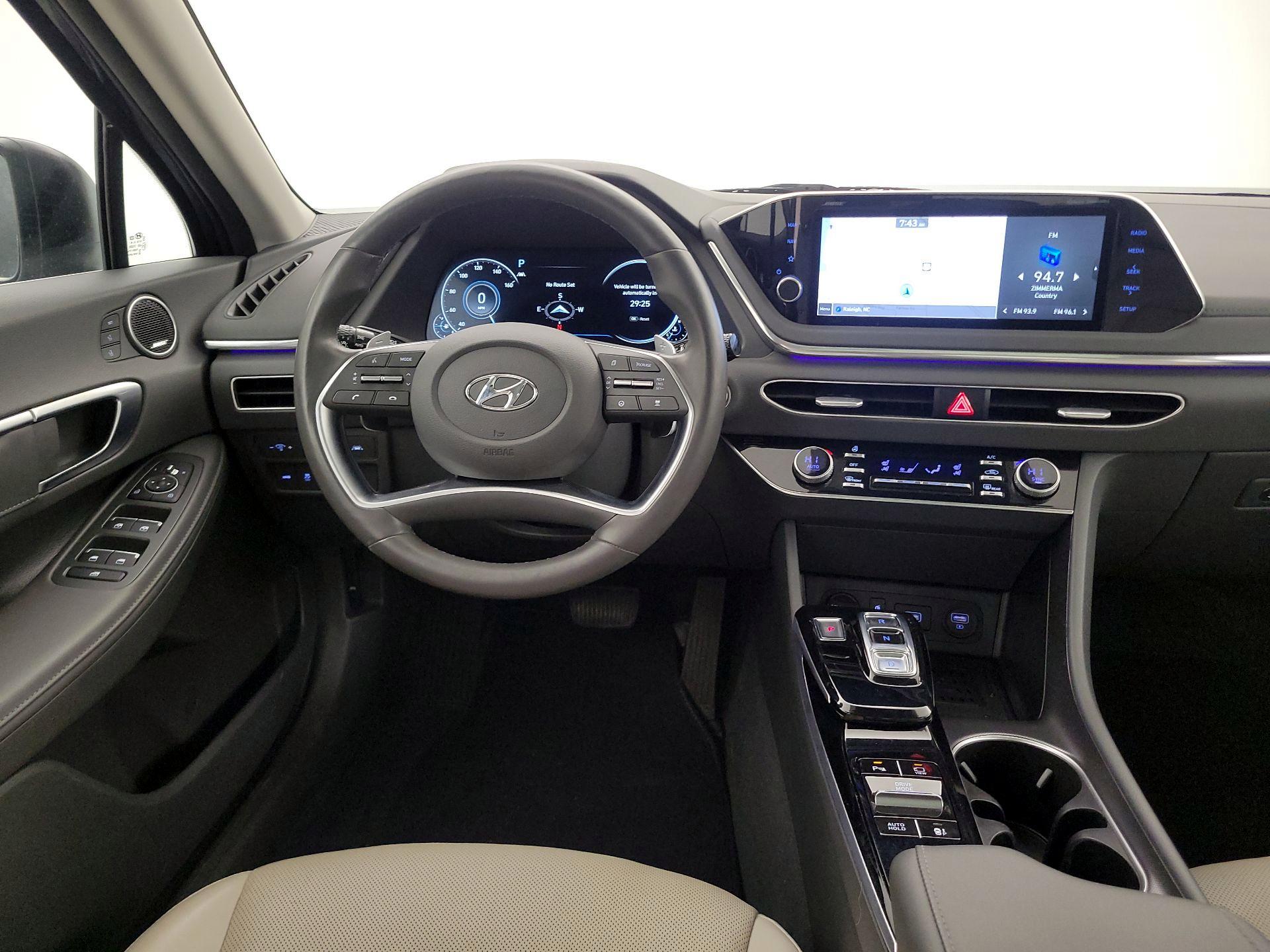 Thumbnail: 2022 Hyundai Sonata - 10