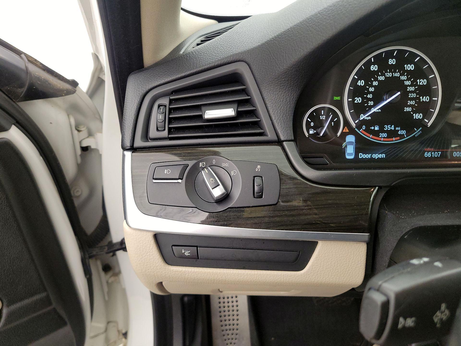 Thumbnail: 2014 BMW 5 Series - 13