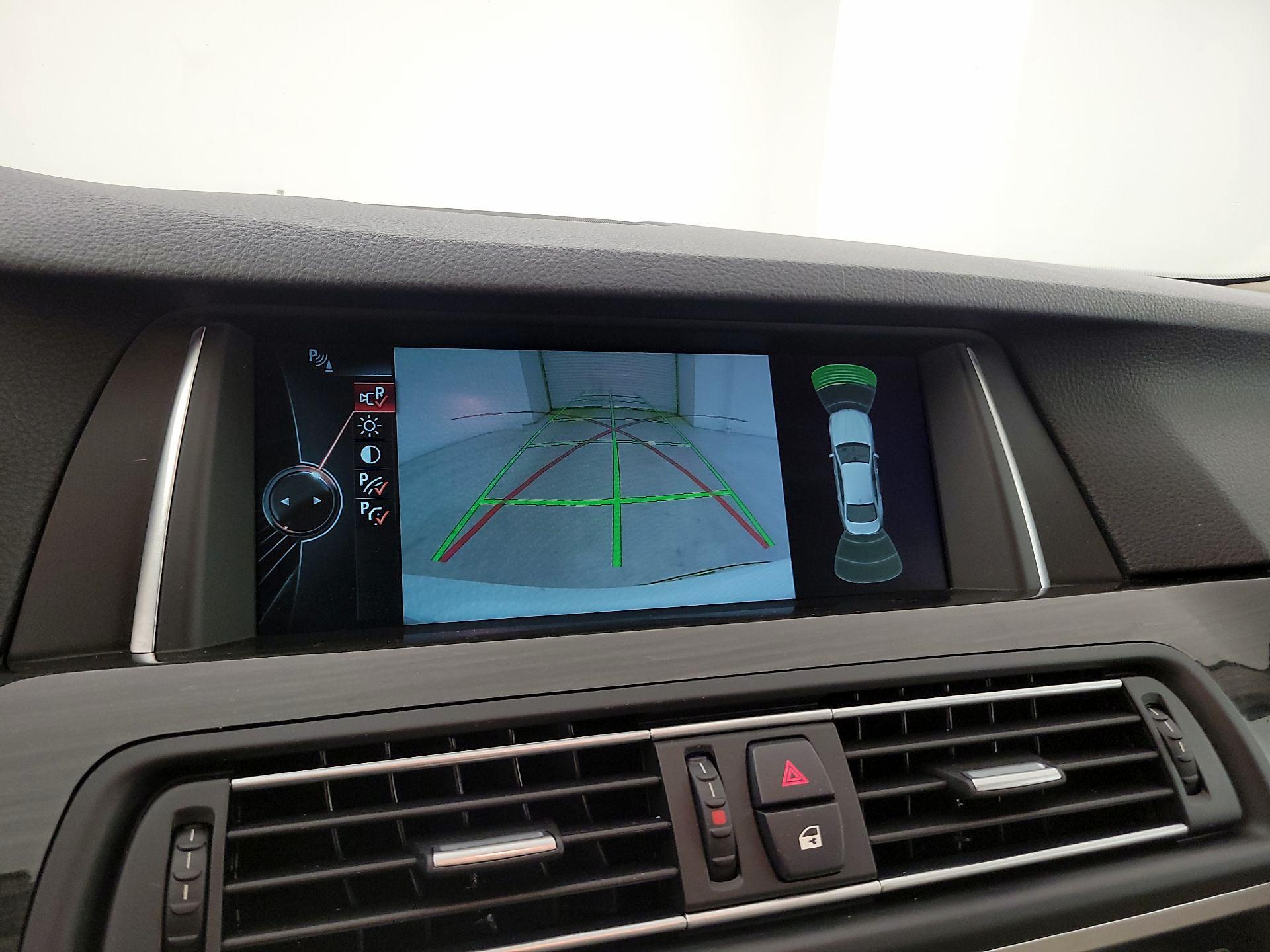 Thumbnail: 2014 BMW 5 Series - 15