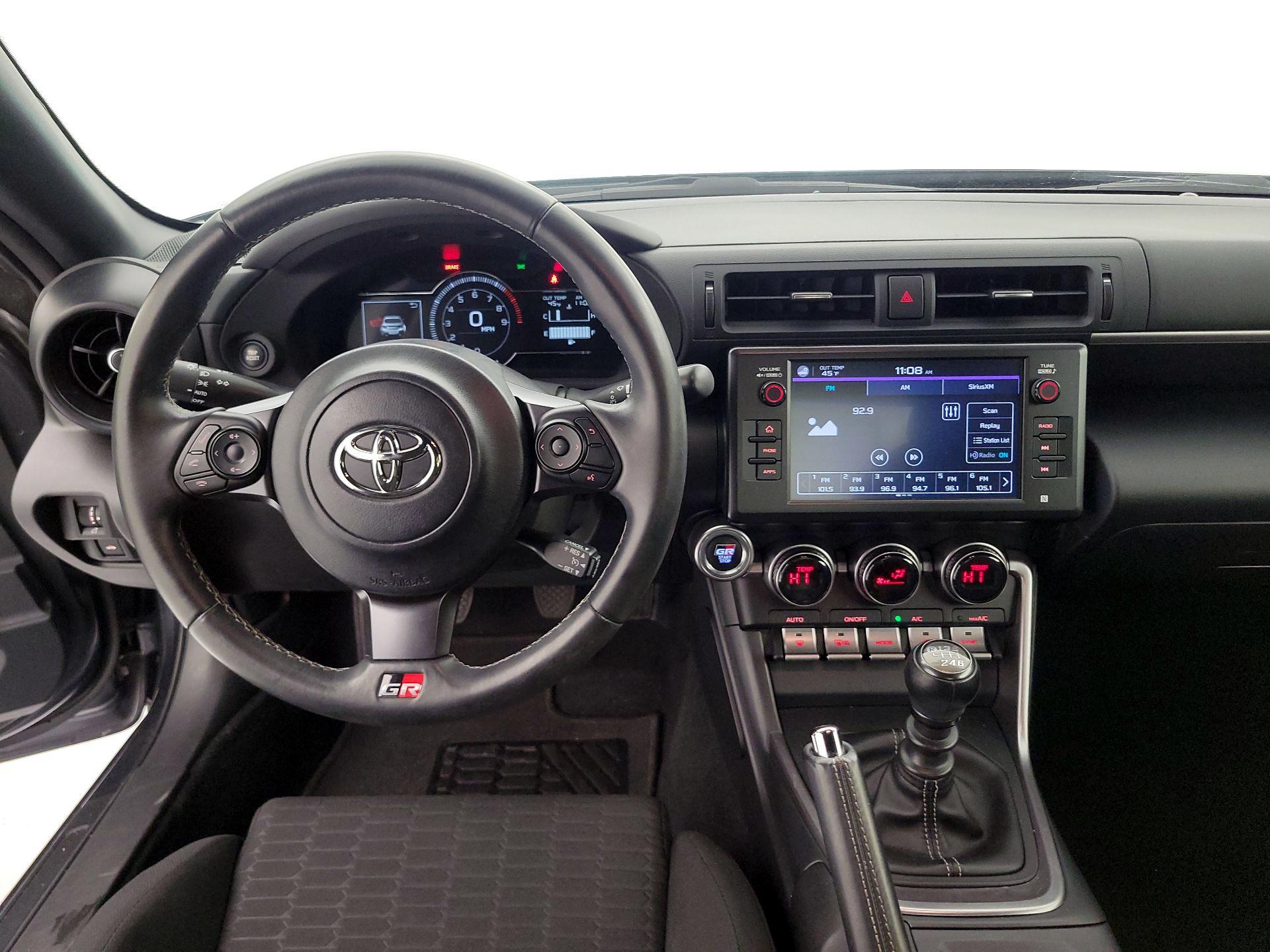 Thumbnail: 2023 Toyota GR86 - 10