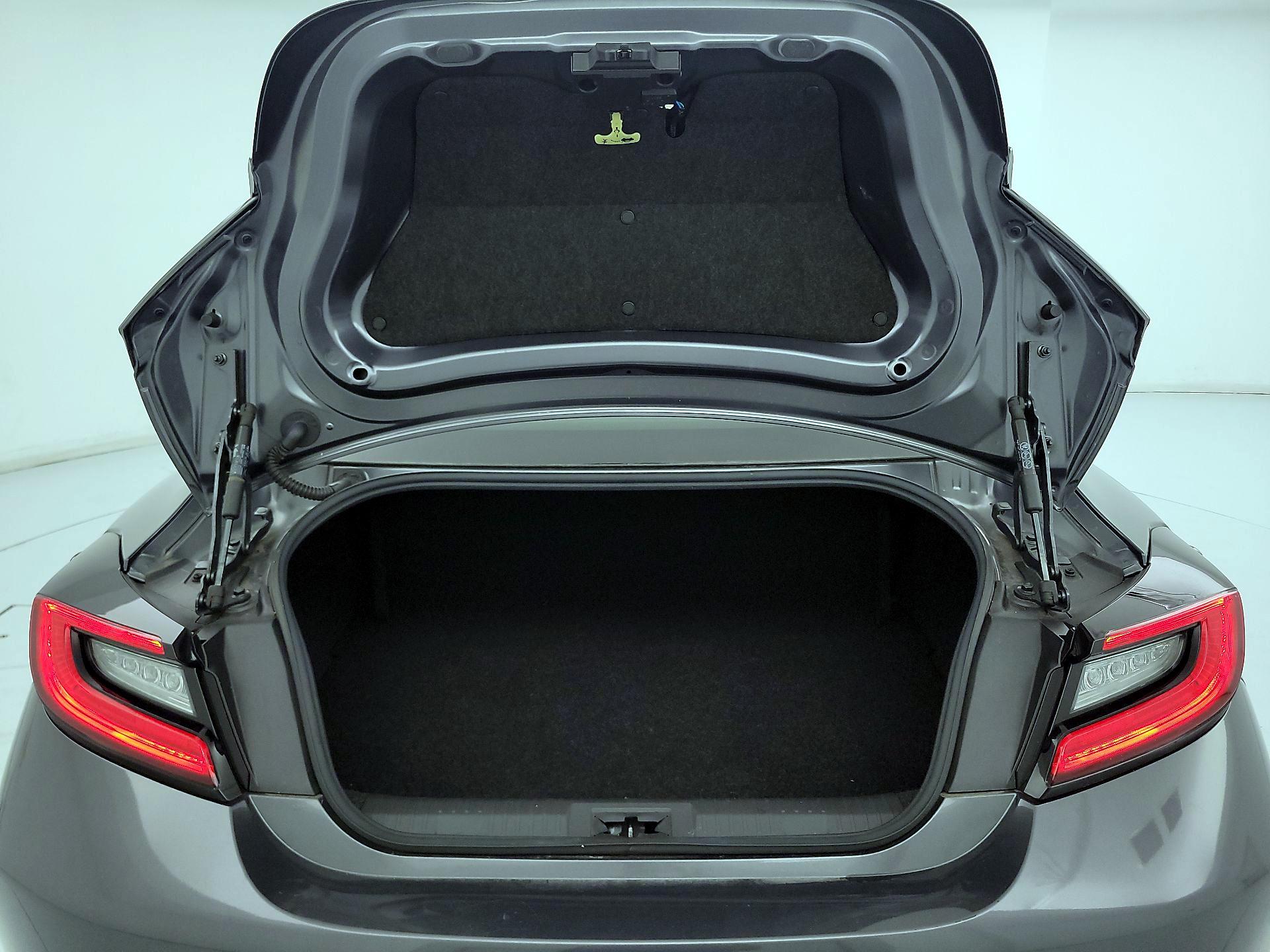 Thumbnail: 2023 Toyota GR86 - 20