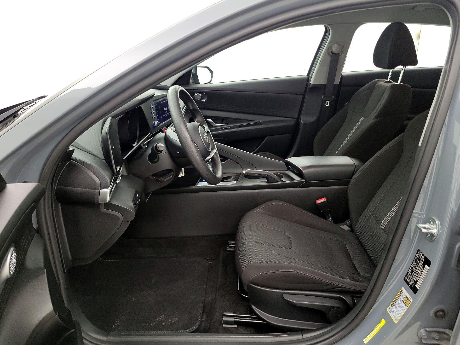 Thumbnail: 2021 Hyundai Elantra - 11