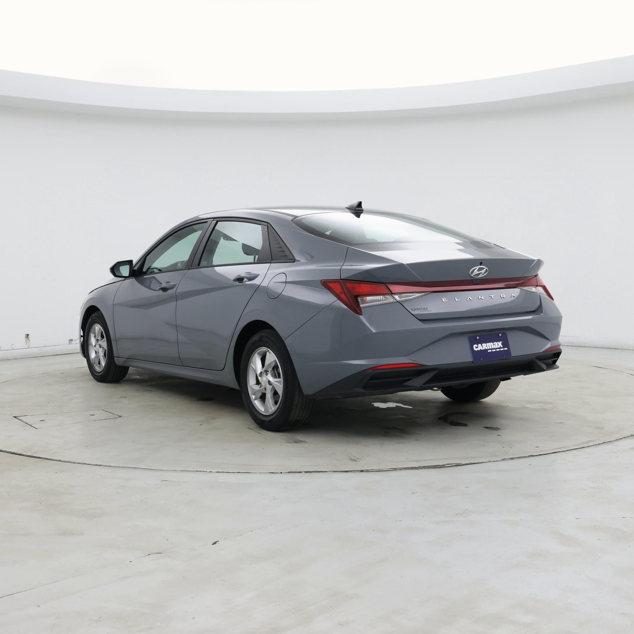 Thumbnail: 2021 Hyundai Elantra - 2