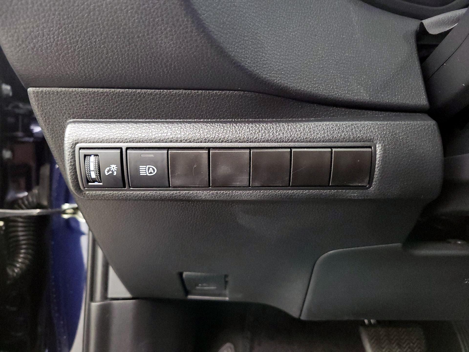 Thumbnail: 2023 Toyota Corolla - 13