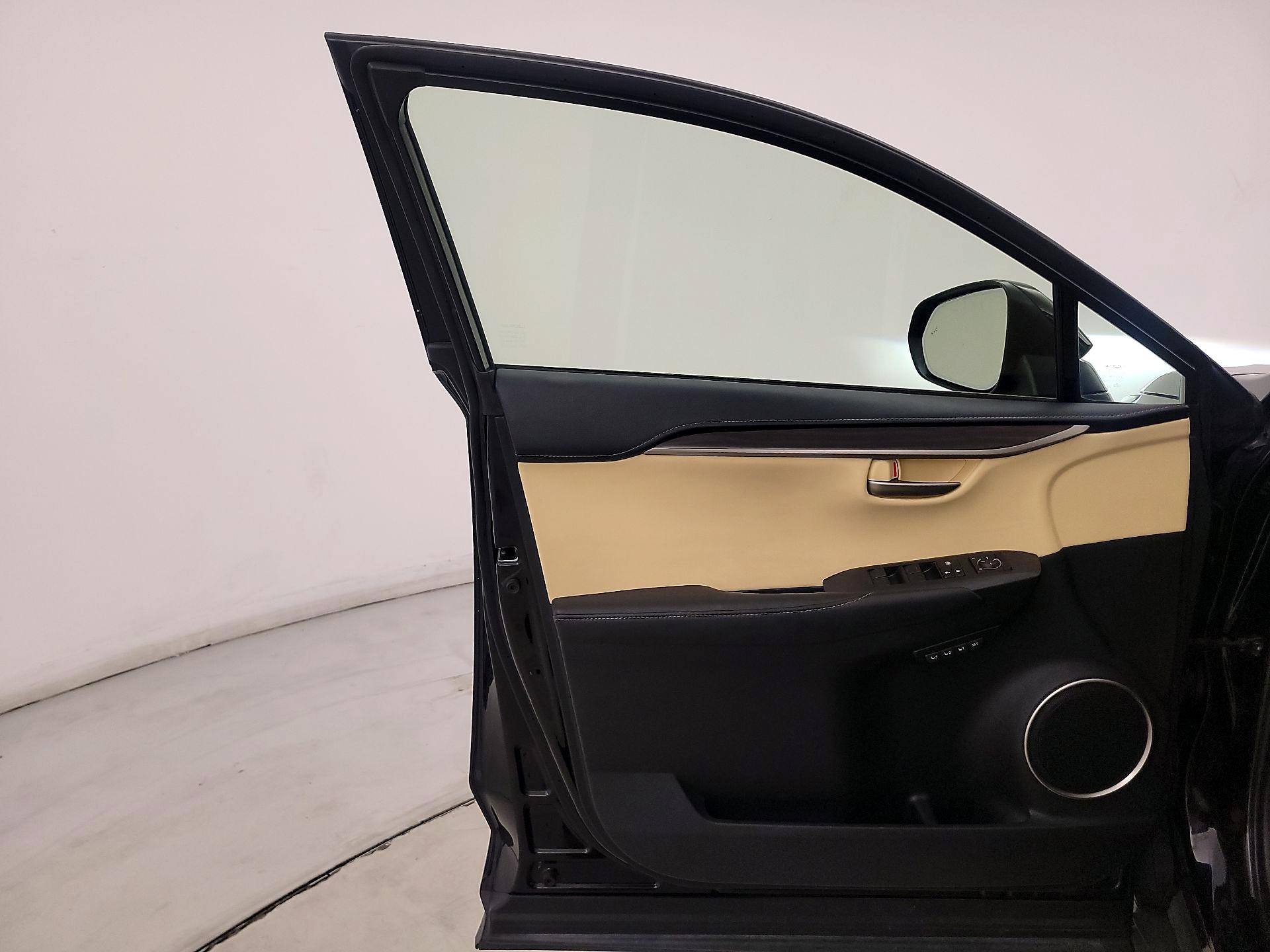 Thumbnail: 2015 Lexus NX - 12