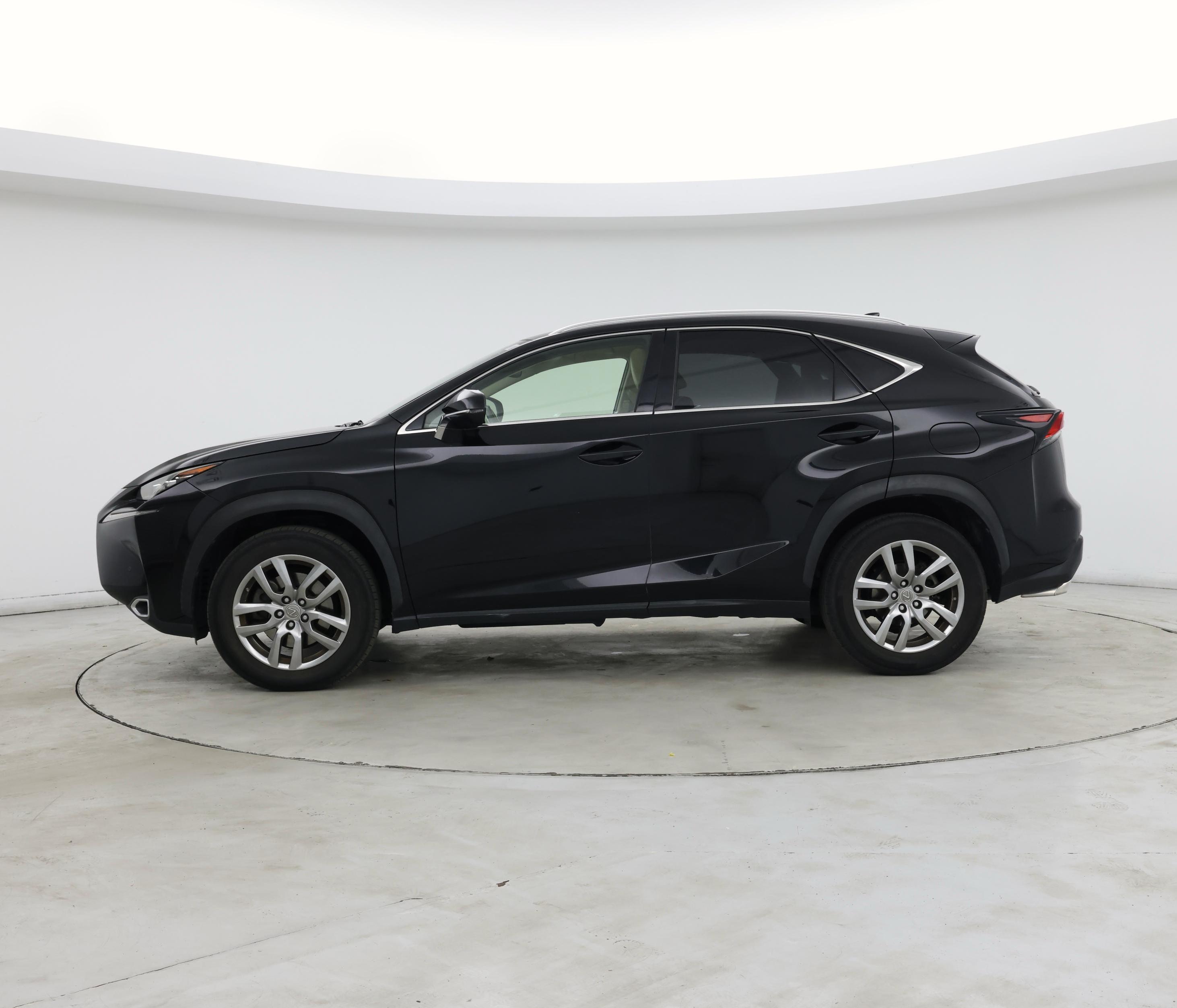 Thumbnail: 2015 Lexus NX - 3