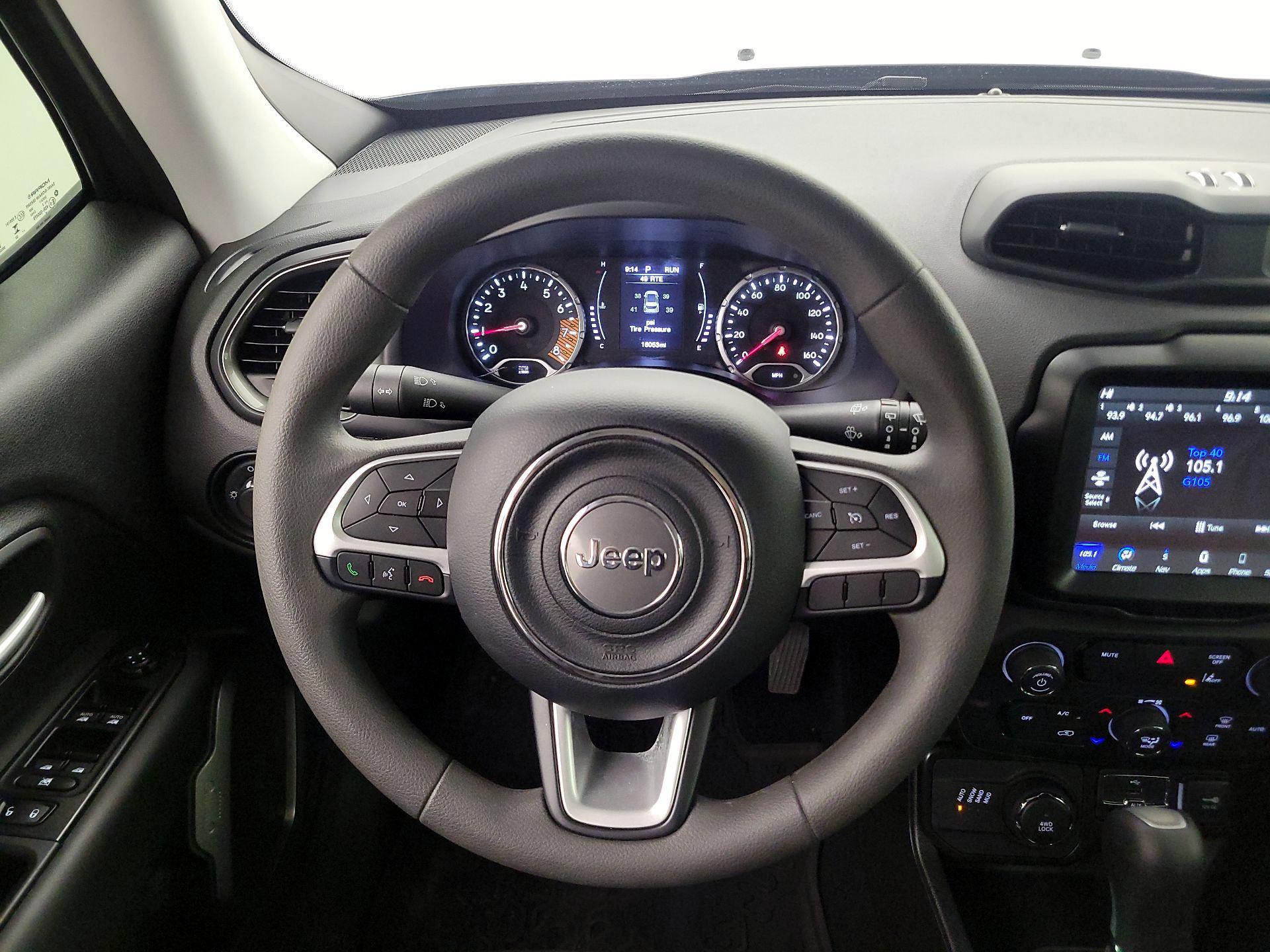 Thumbnail: 2023 Jeep Renegade - 10