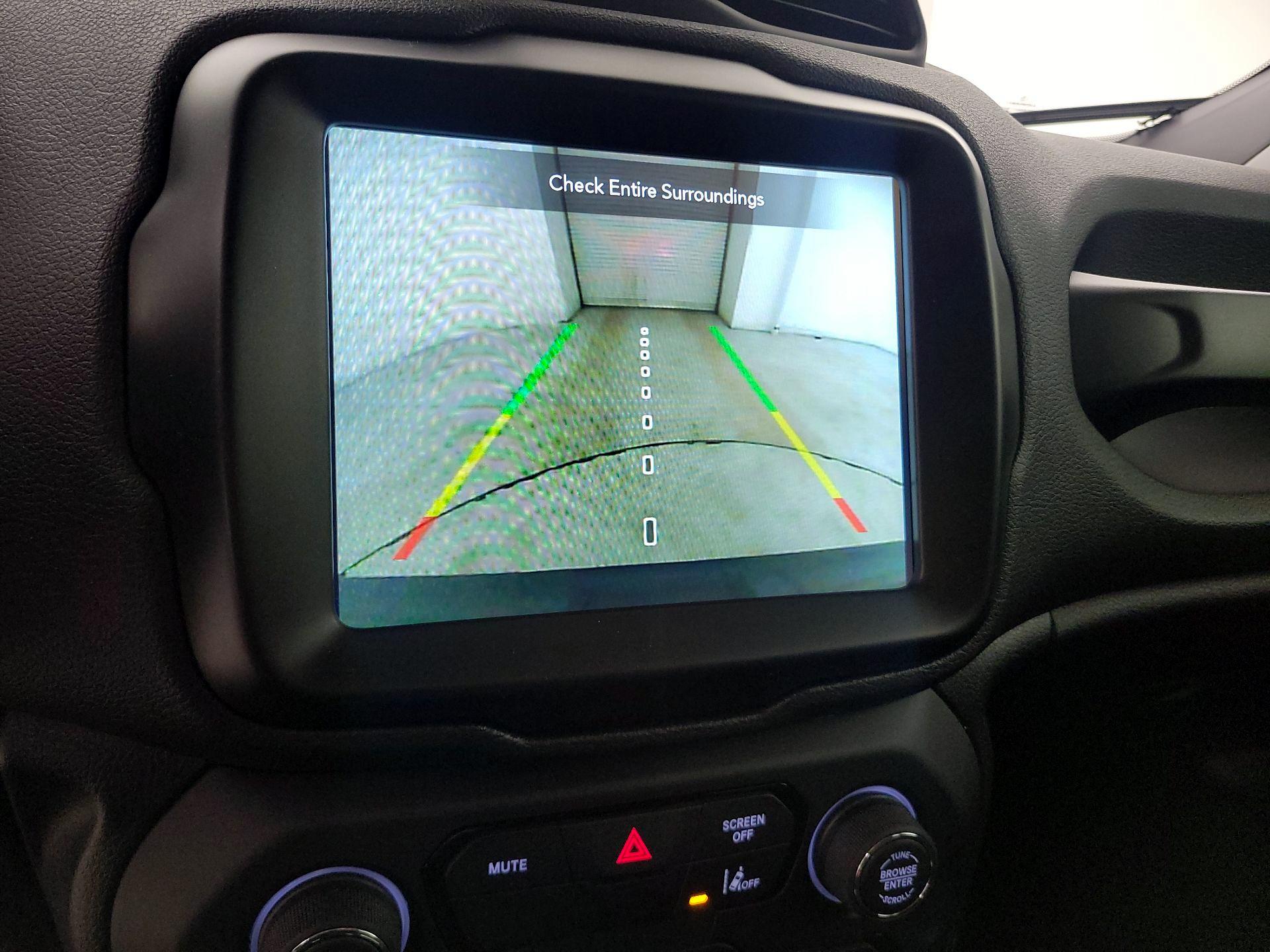 Thumbnail: 2023 Jeep Renegade - 15