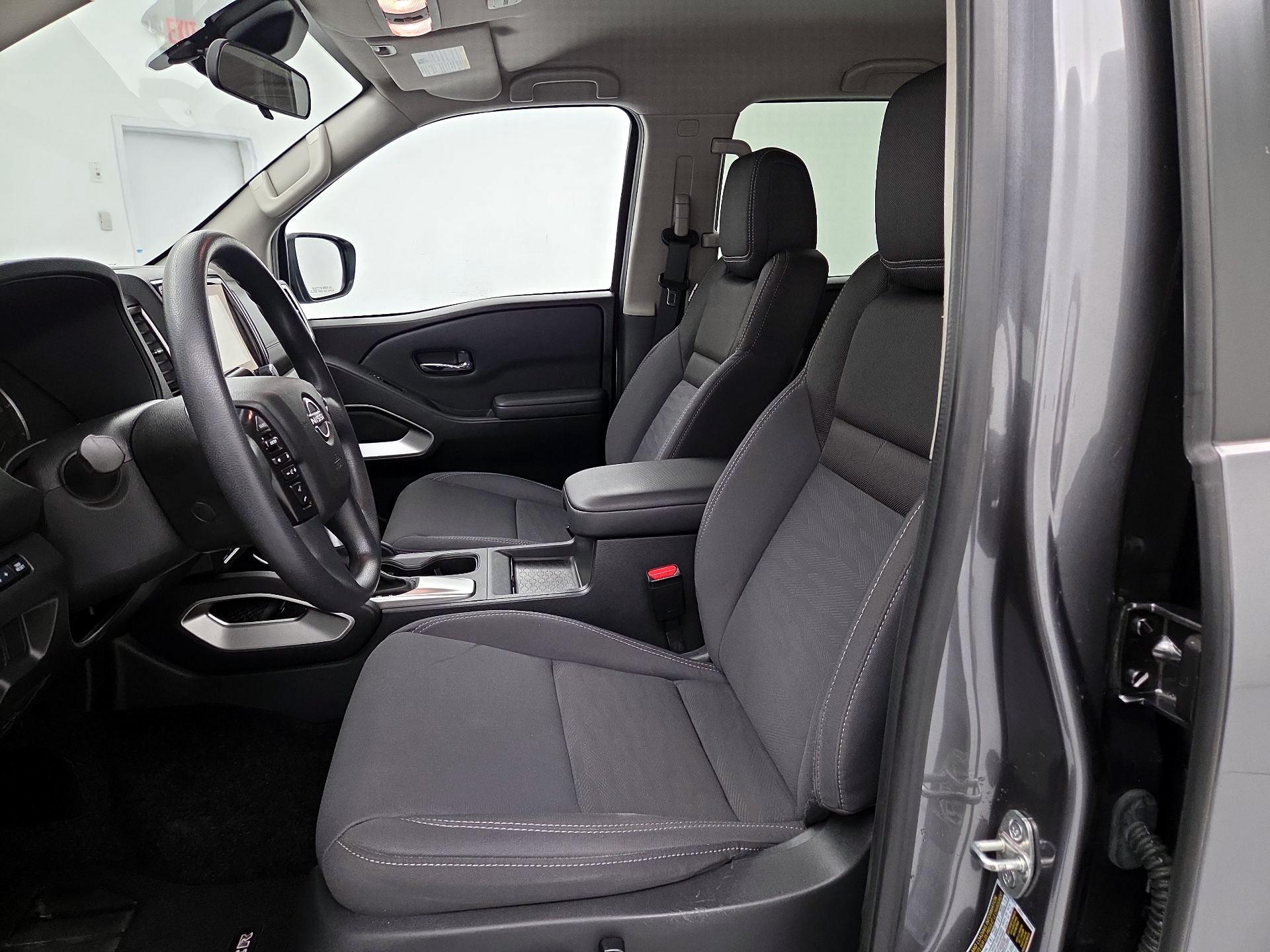 Thumbnail: 2022 Nissan Frontier - 11