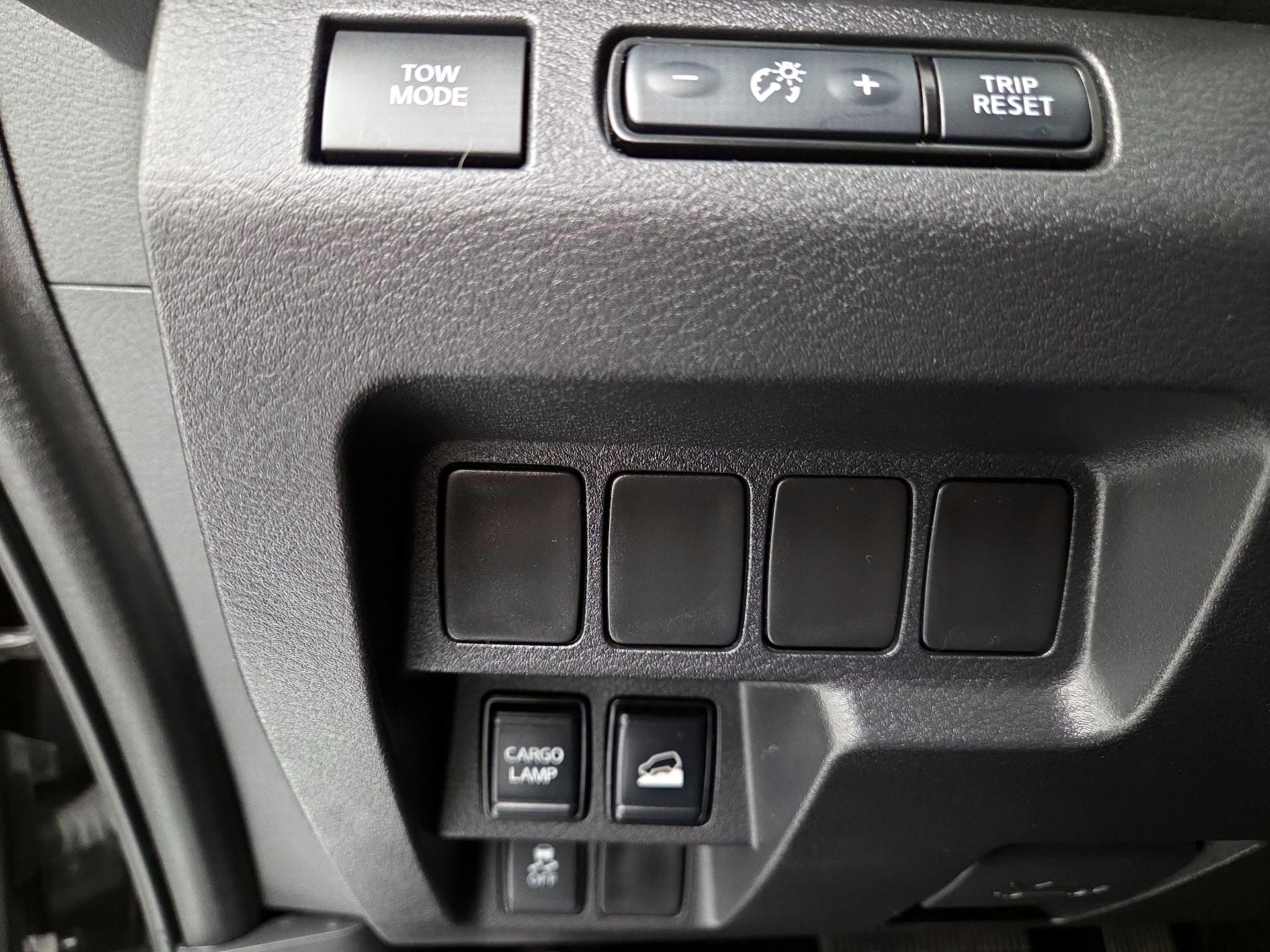 Thumbnail: 2022 Nissan Frontier - 13