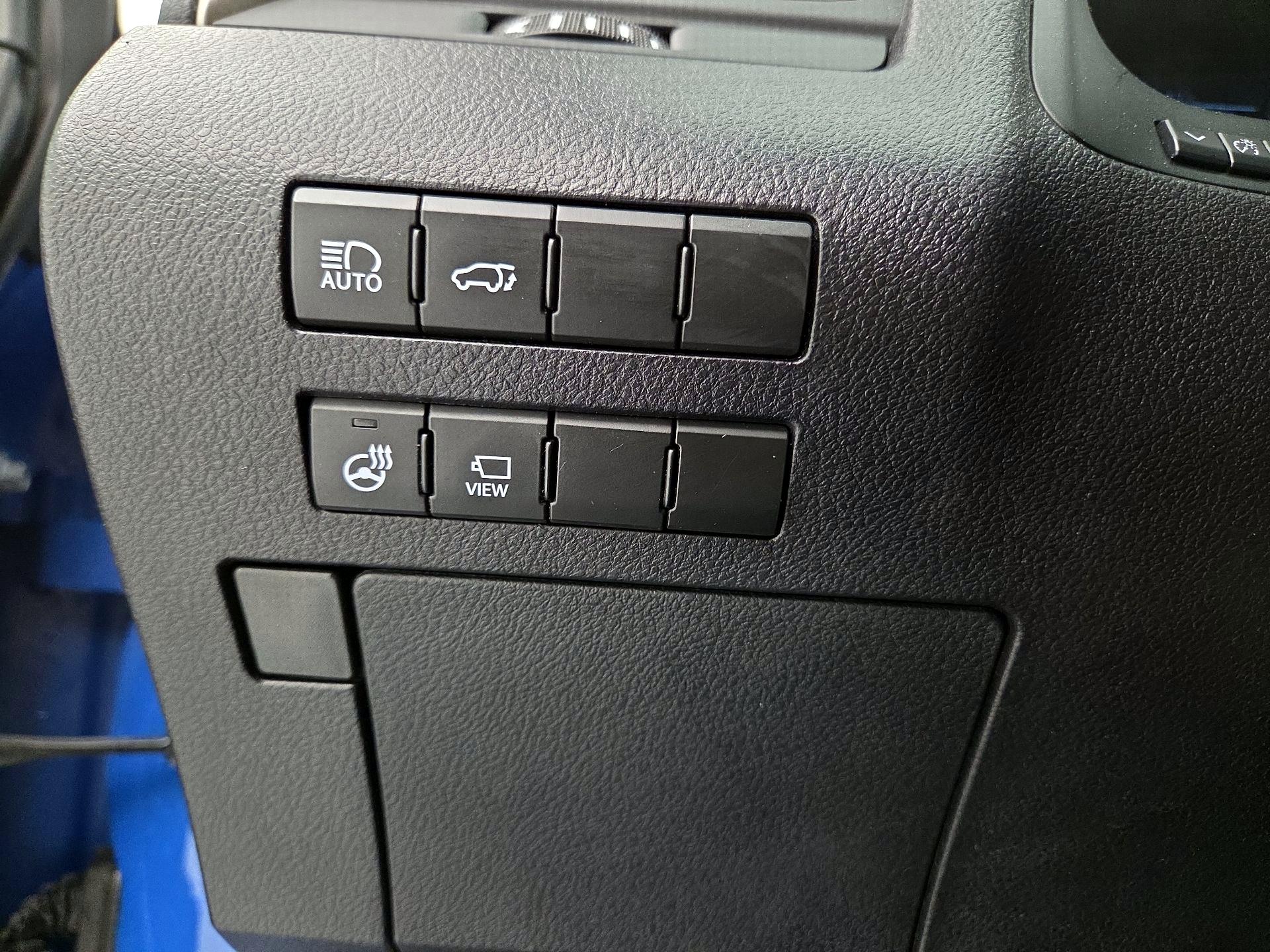 Thumbnail: 2021 Lexus RX - 13