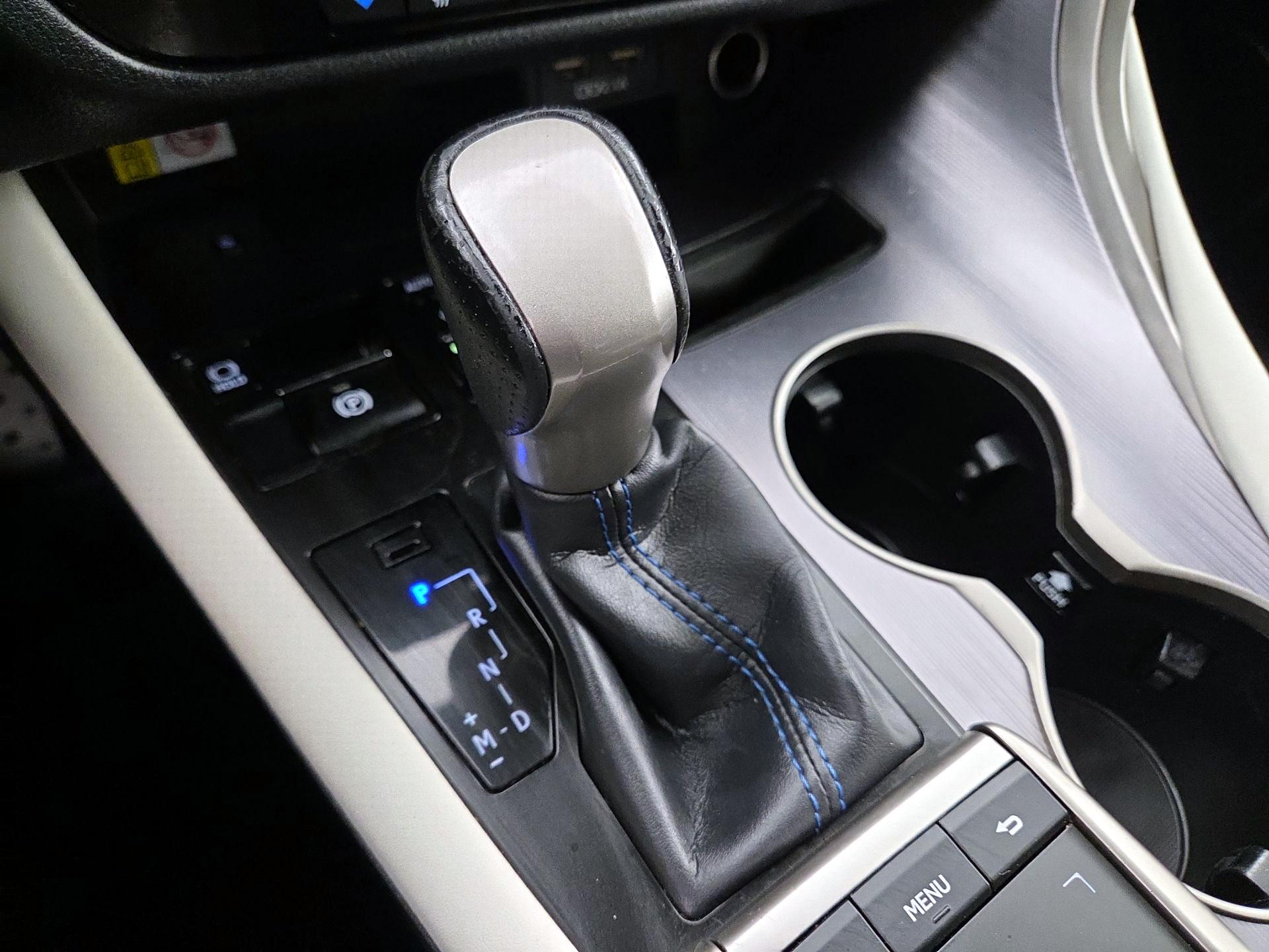 Thumbnail: 2021 Lexus RX - 17