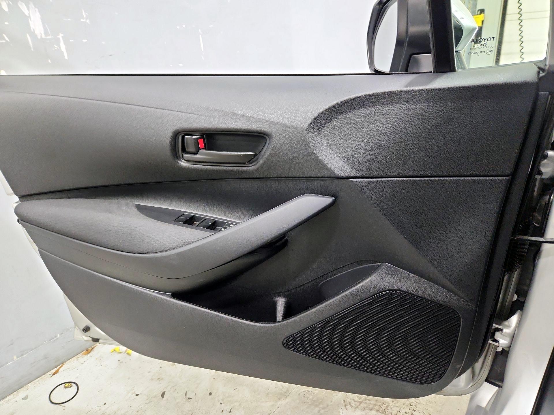 Thumbnail: 2023 Toyota Corolla - 12