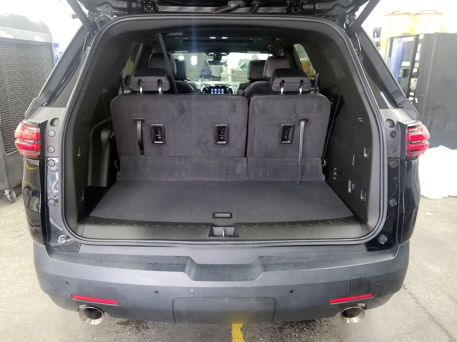 Thumbnail: 2023 Chevrolet Traverse - 20