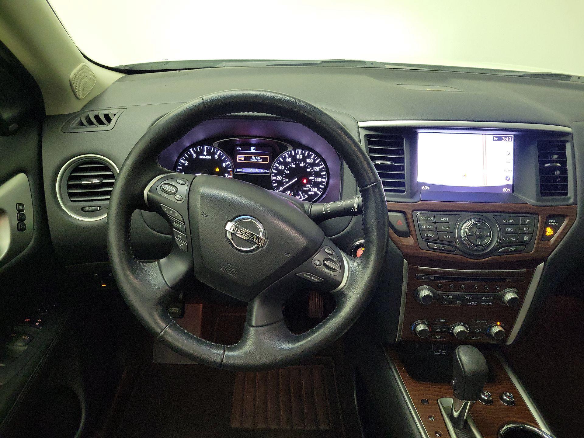 Thumbnail: 2019 Nissan Pathfinder - 10