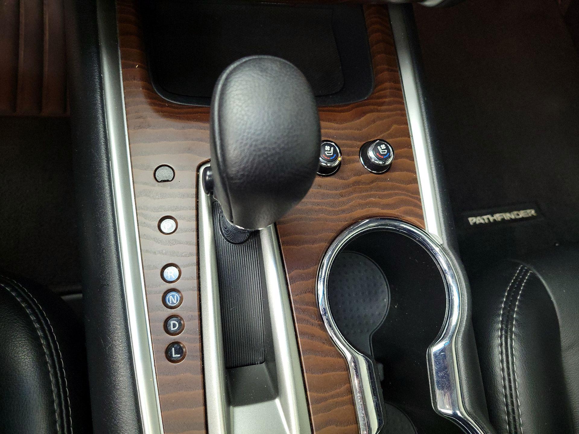 Thumbnail: 2019 Nissan Pathfinder - 18