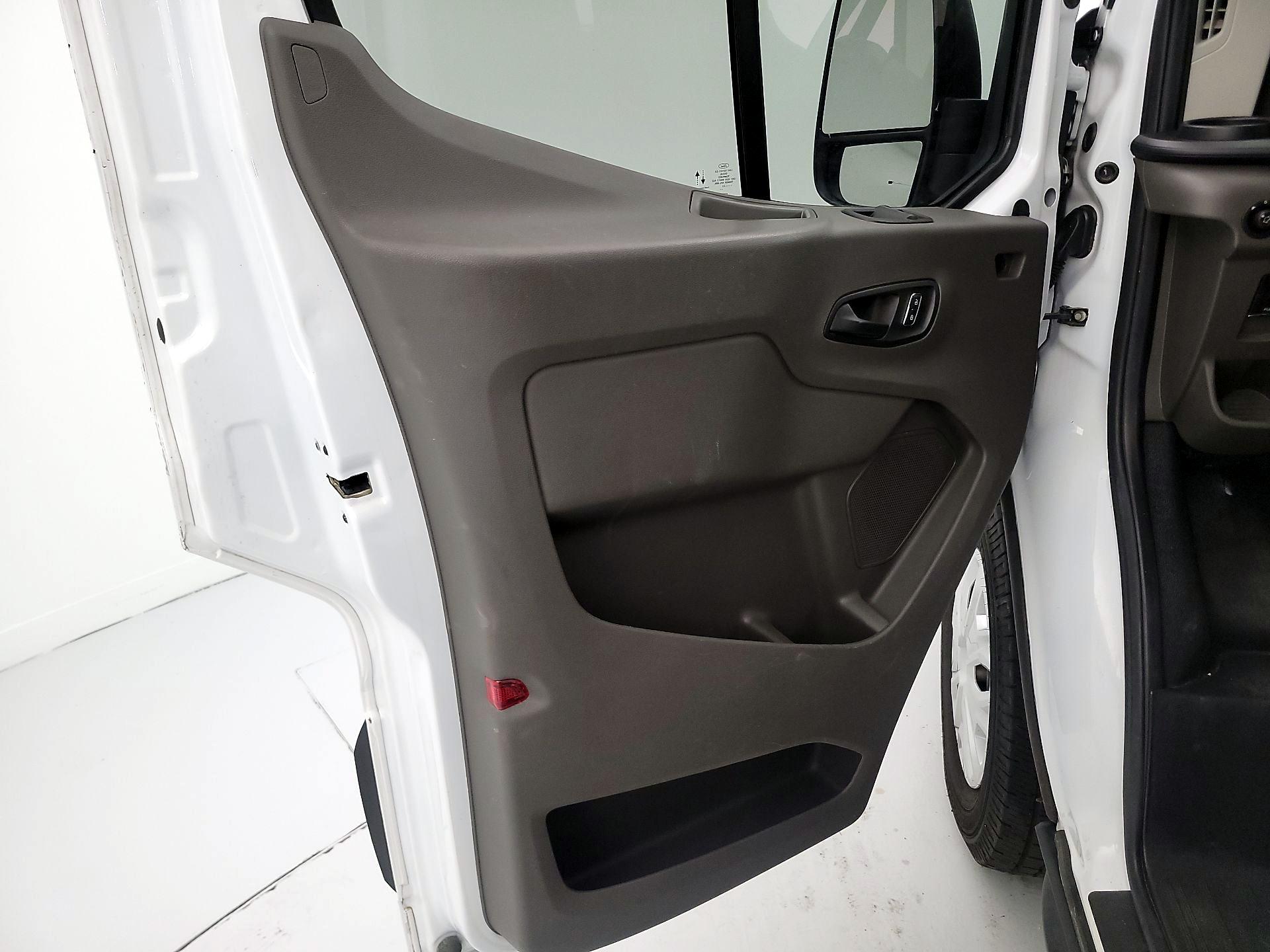 Thumbnail: 2022 Ford Transit Series - 12