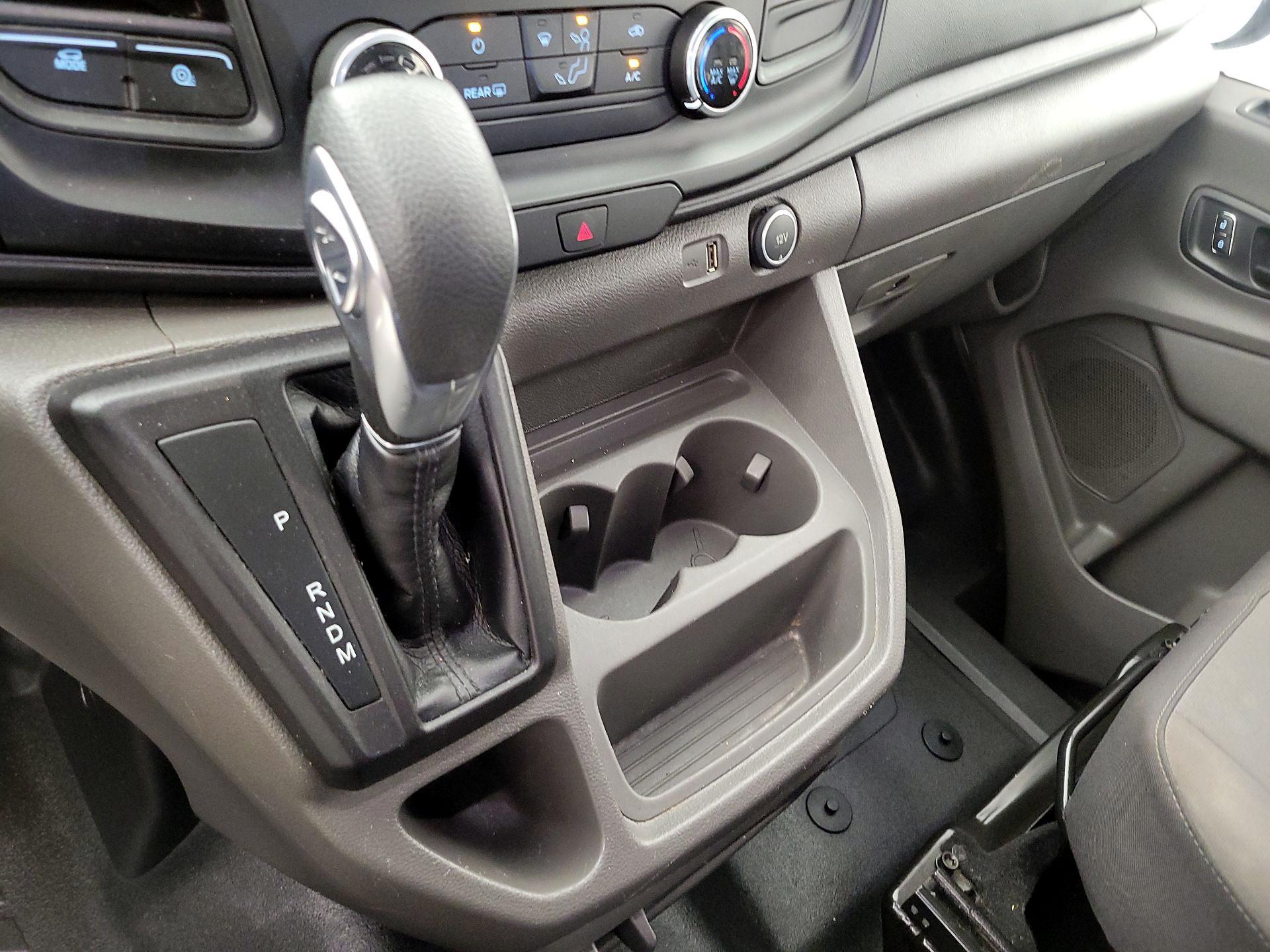 Thumbnail: 2022 Ford Transit Series - 17