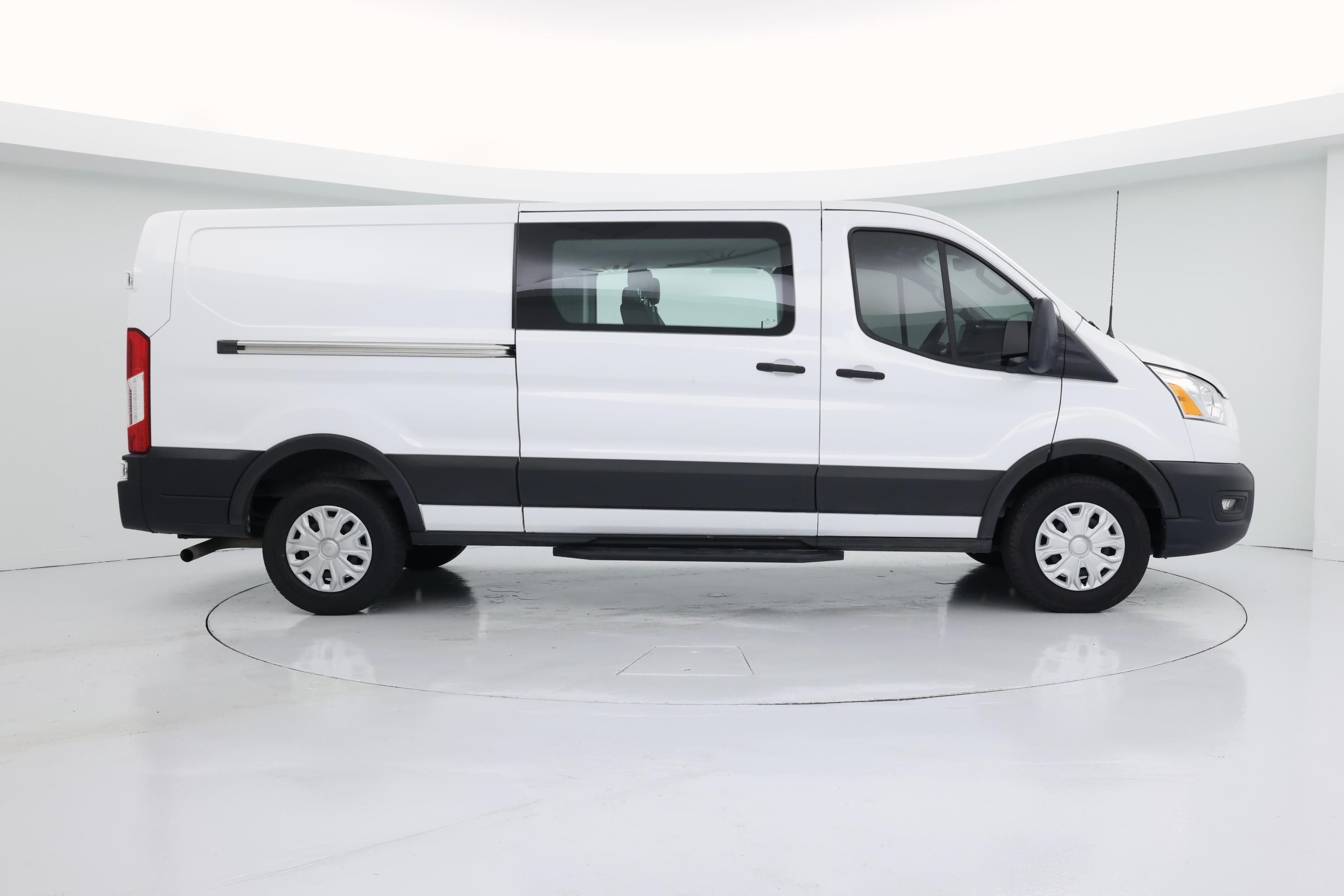 Thumbnail: 2022 Ford Transit Series - 7